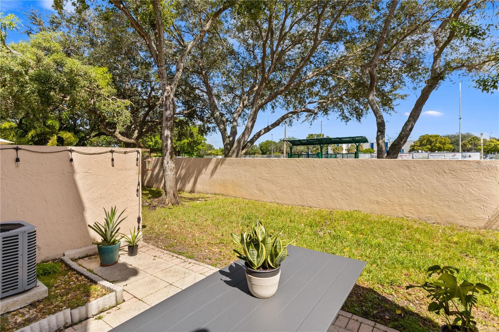 Townhouse at 10803 CYPRESS GLEN DR, CORAL SPRINGS, photo 32 of 60