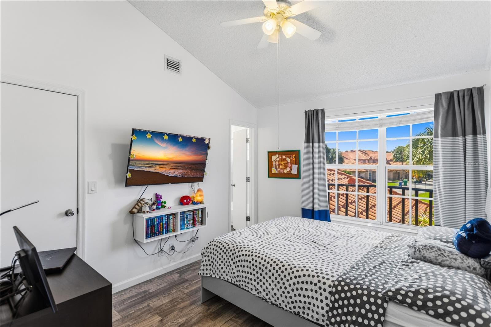 Townhouse at 10803 CYPRESS GLEN DR, CORAL SPRINGS, photo 39 of 60