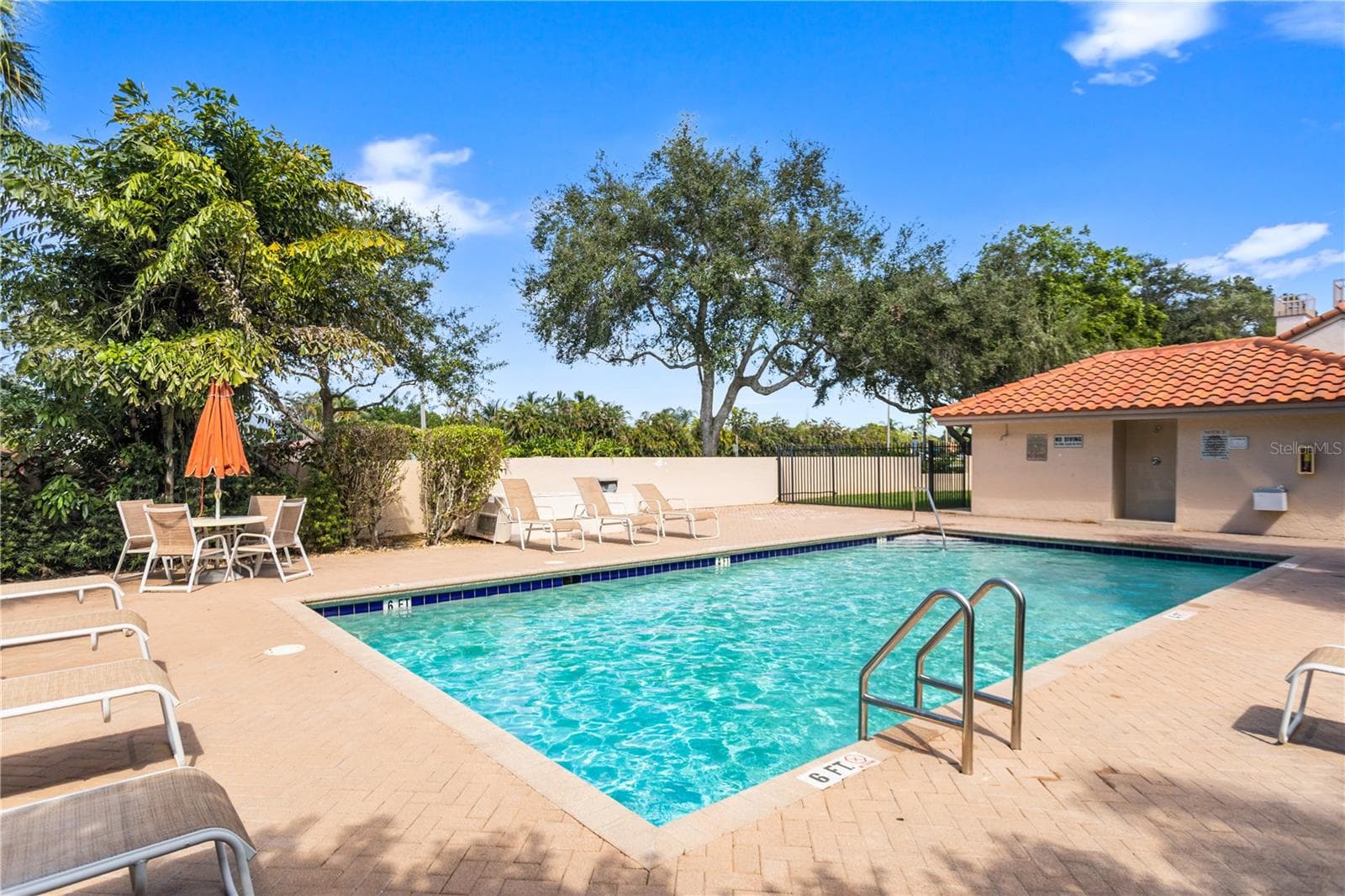 Townhouse at 10803 CYPRESS GLEN DR, CORAL SPRINGS, photo 59 of 60