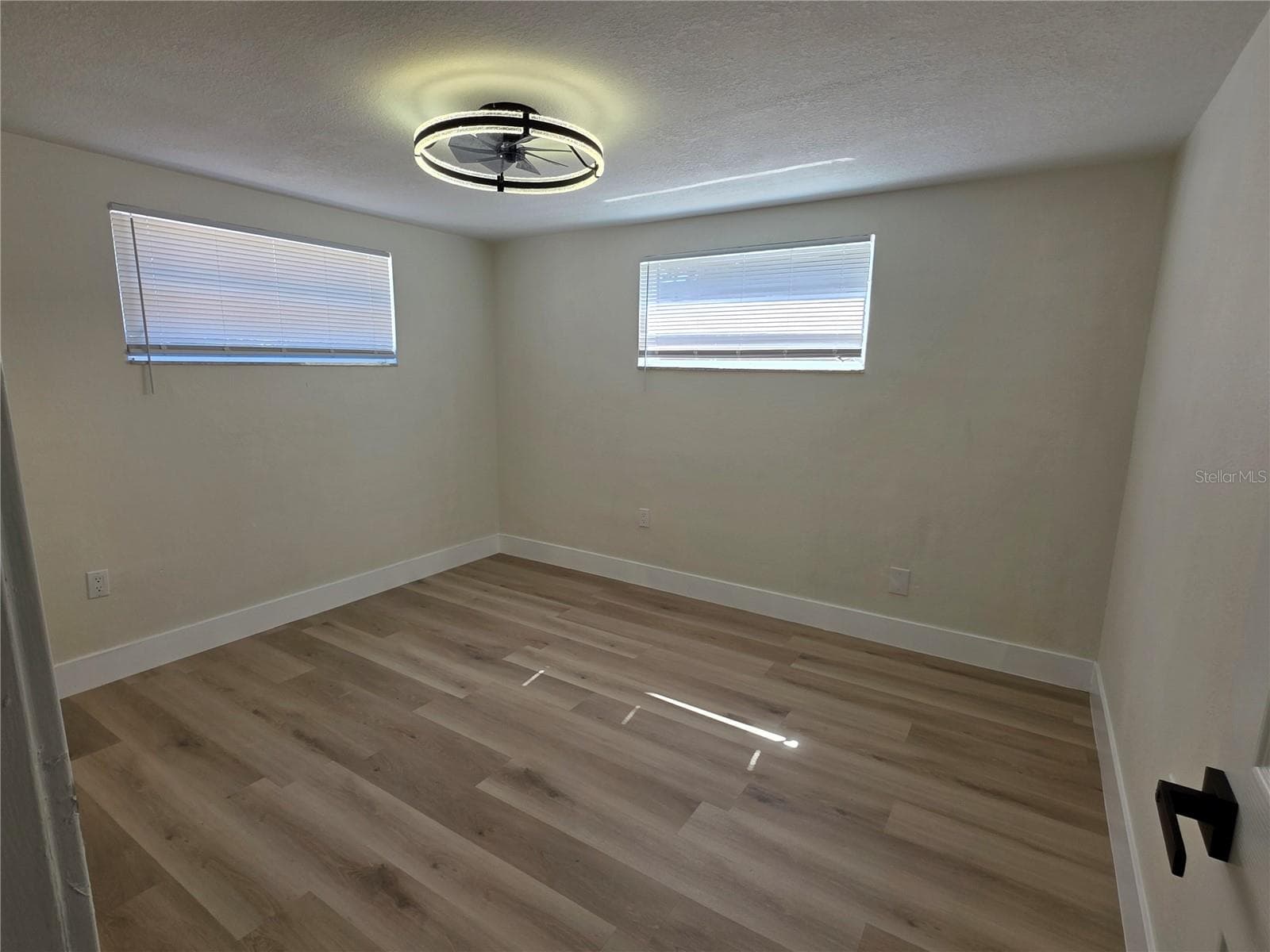 Single Family Residence at 2910 MATCHLOCK DR, HOLIDAY, photo 19 of 28
