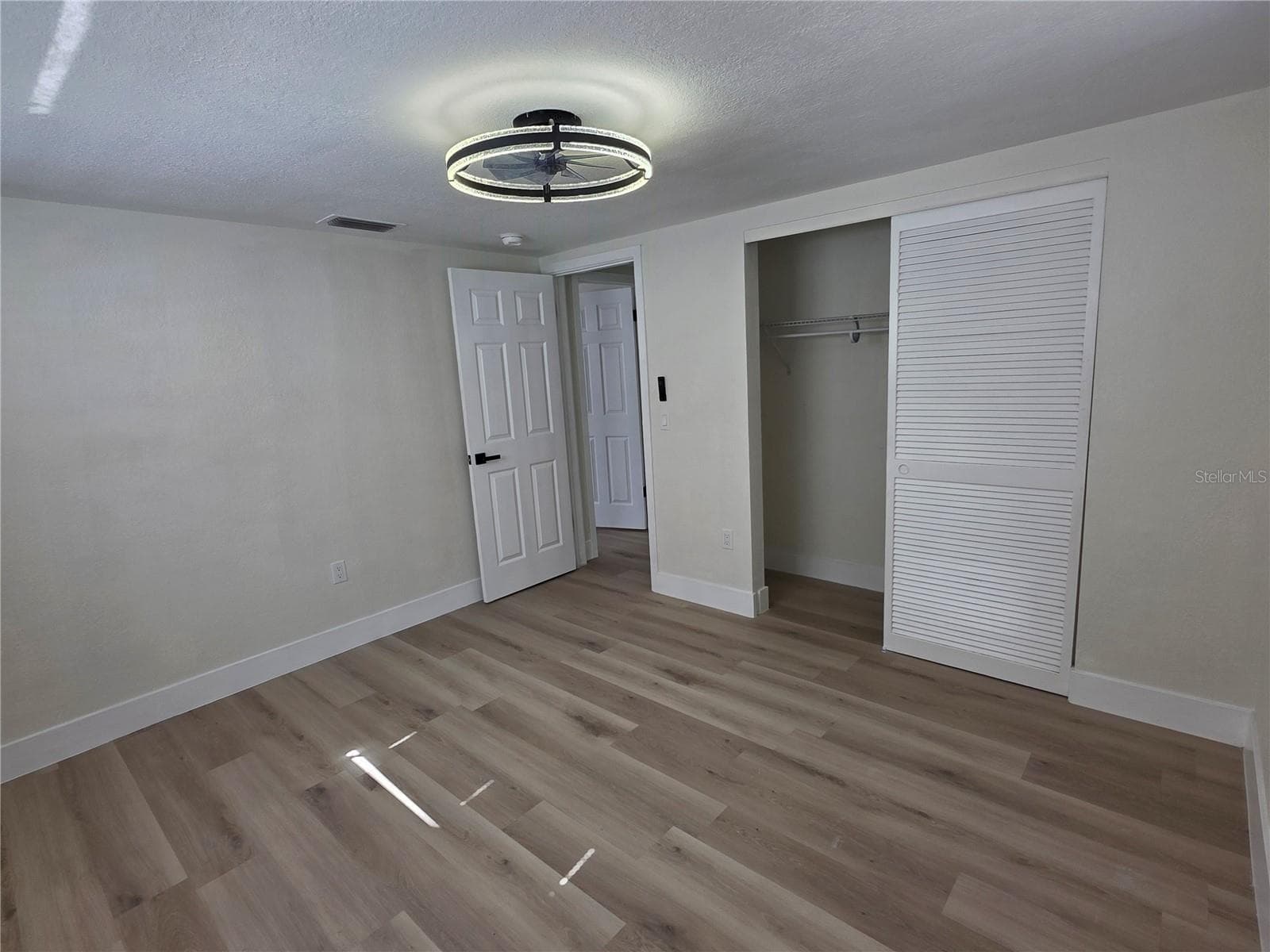 Single Family Residence at 2910 MATCHLOCK DR, HOLIDAY, photo 20 of 28