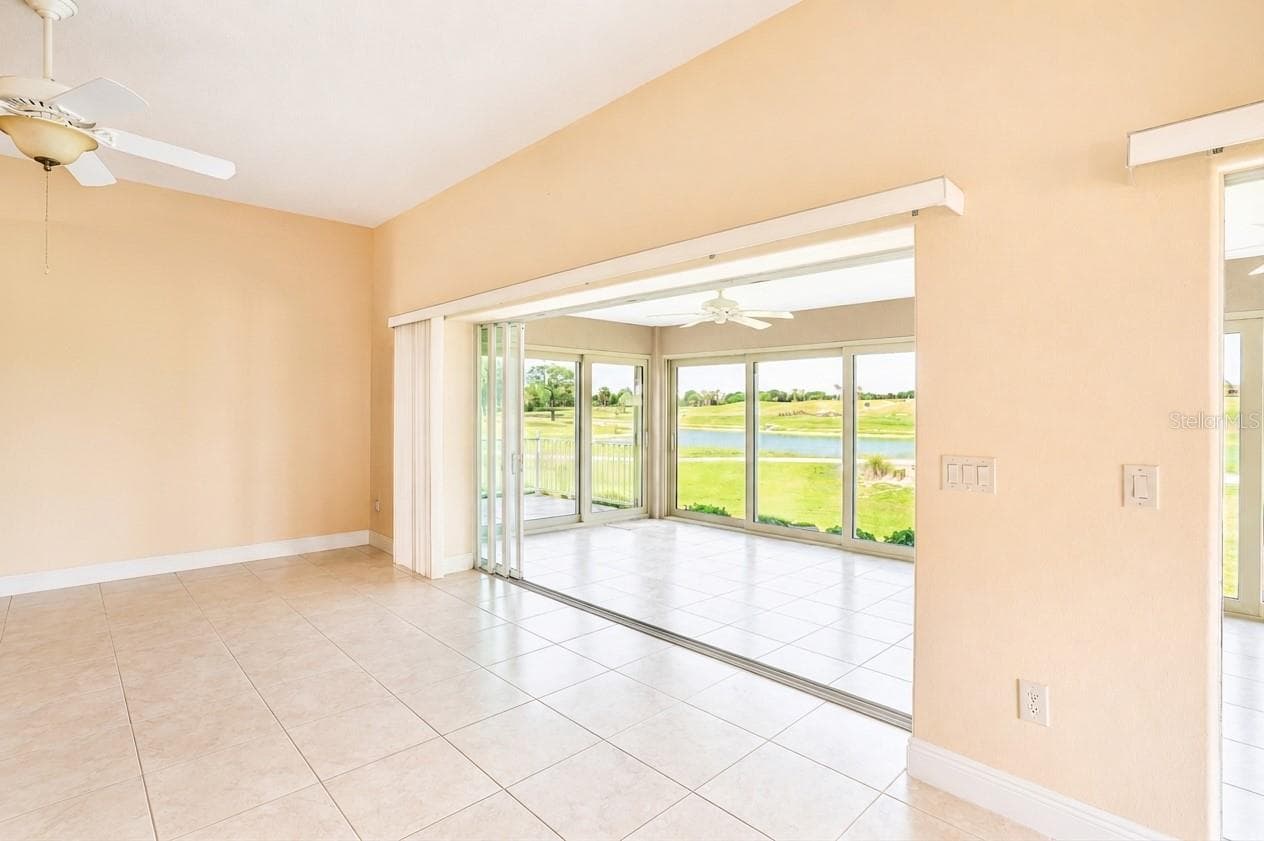 Single Family Residence at 2696 MIDLAND TER, THE VILLAGES, photo 16 of 42