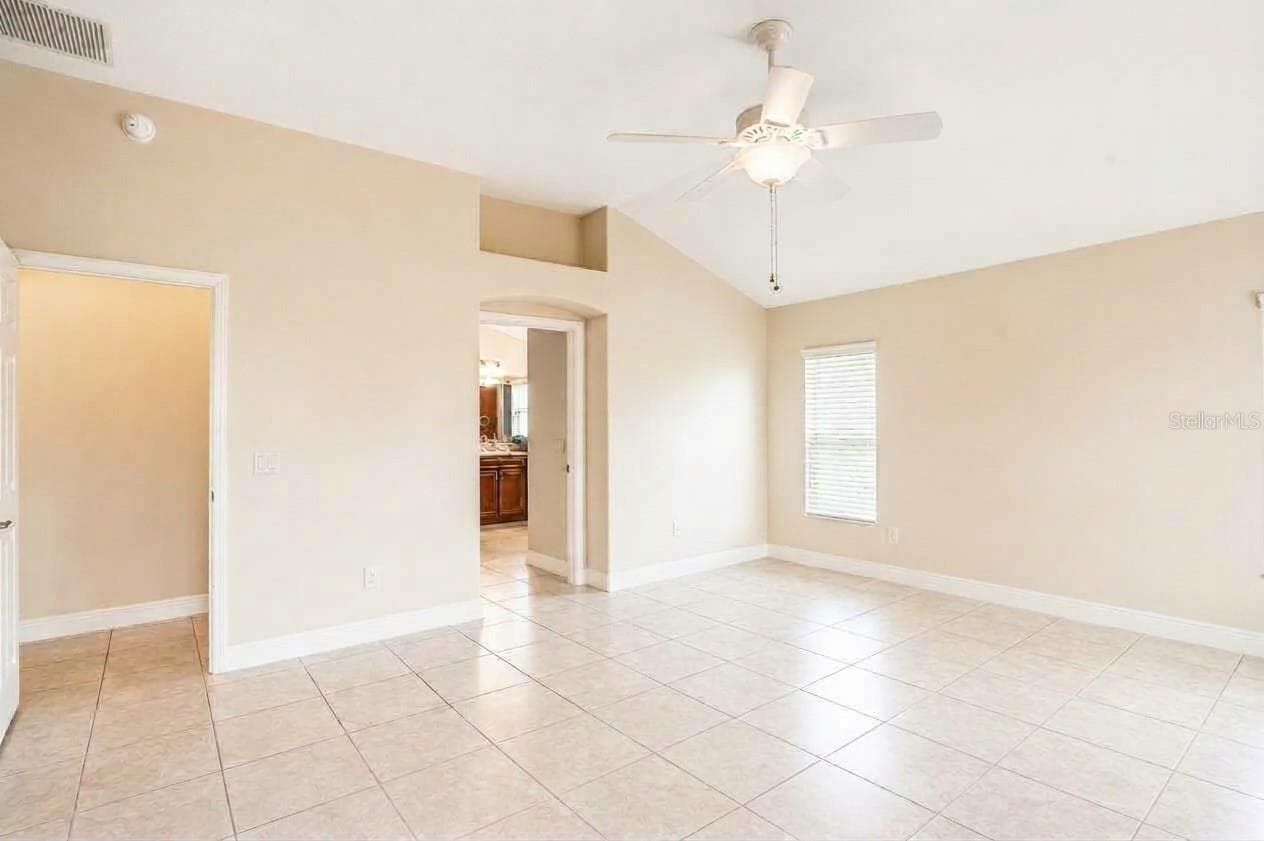 Single Family Residence at 2696 MIDLAND TER, THE VILLAGES, photo 31 of 42