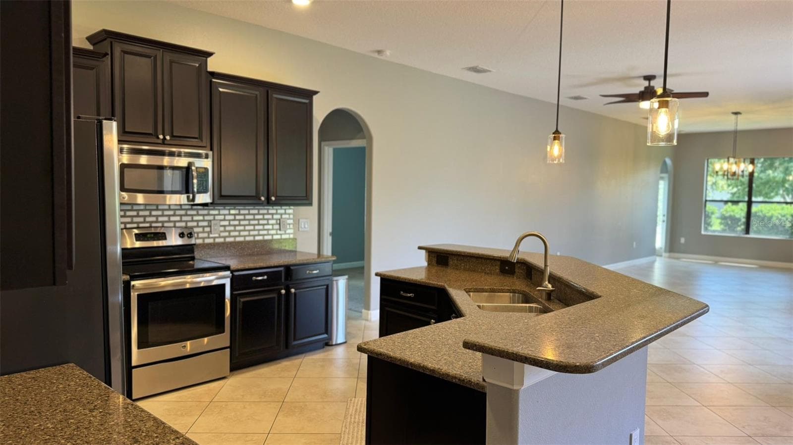 Single Family Residence at 1428 DEUCE CIR, DAVENPORT, photo 14 of 51