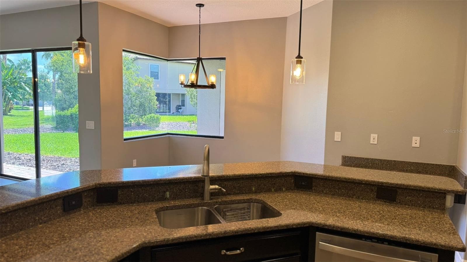Single Family Residence at 1428 DEUCE CIR, DAVENPORT, photo 17 of 51