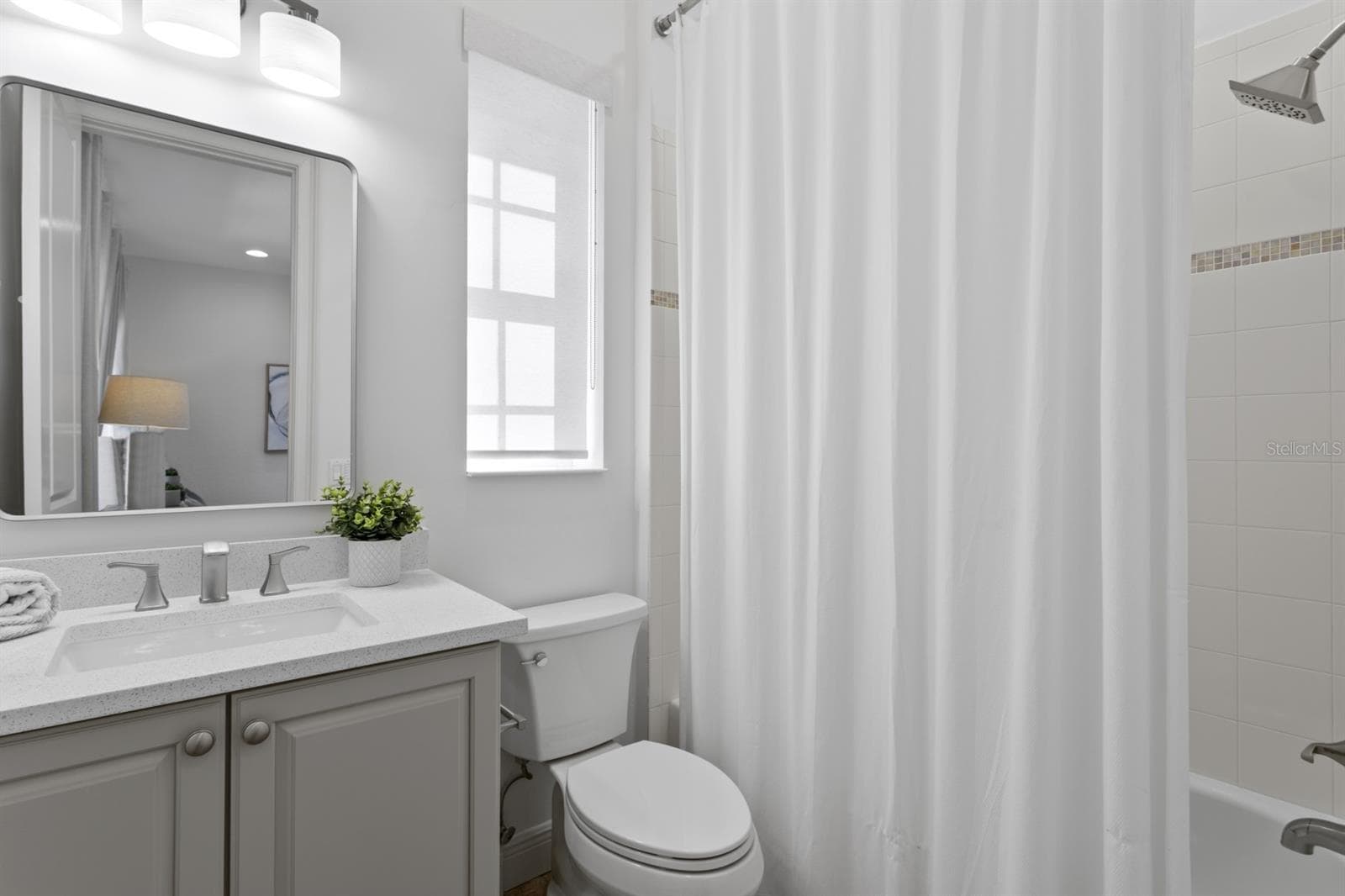 Single Family Residence at 6123 YEATS MANOR DR, TAMPA, photo 36 of 52