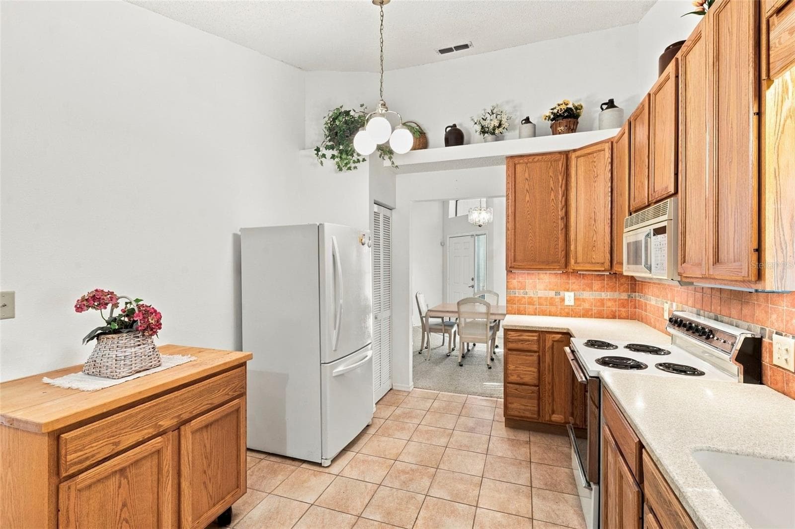 Villa at 9108 BASSETT LN, NEW PORT RICHEY, photo 16 of 46
