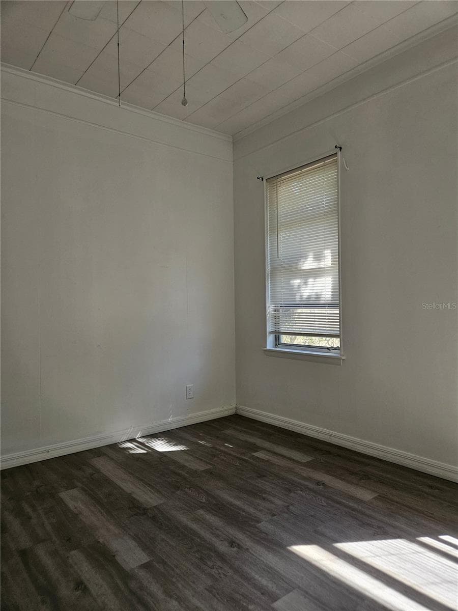 Single Family Residence at 3709 N 12TH ST, TAMPA, photo 12 of 24