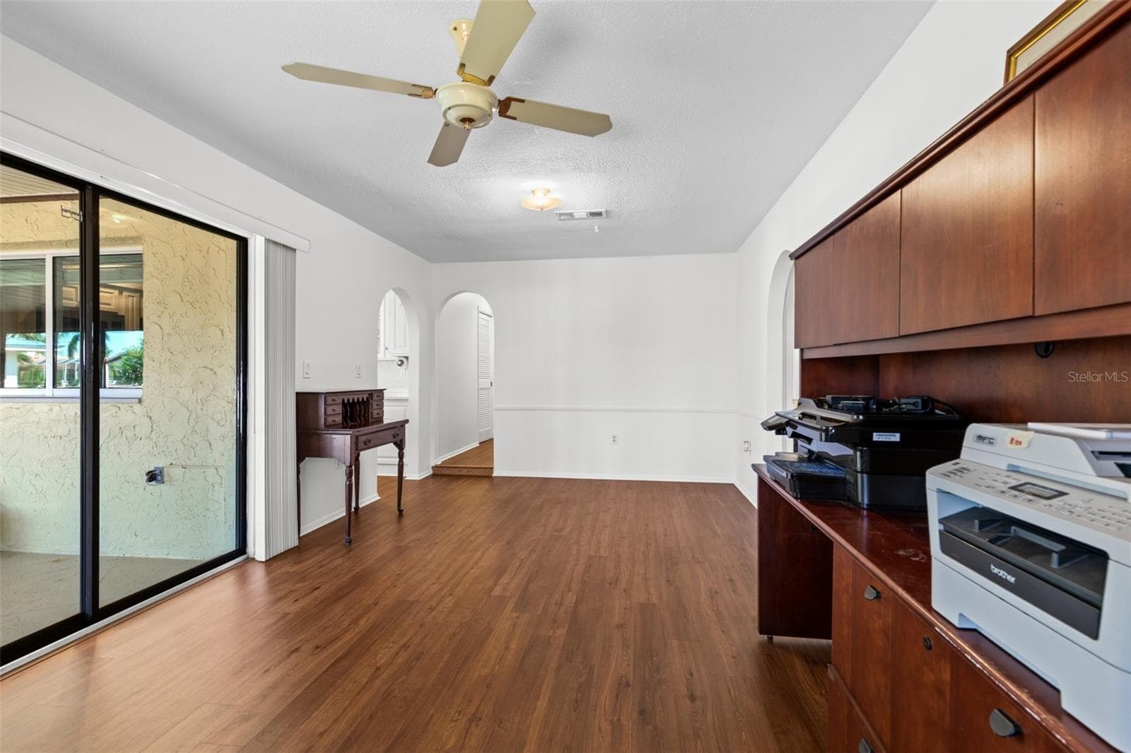 Single Family Residence at 145 BAYSHORE CT, PUNTA GORDA, photo 13 of 38
