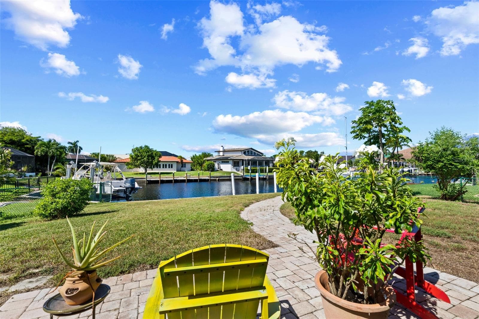 Single Family Residence at 145 BAYSHORE CT, PUNTA GORDA, photo 25 of 38