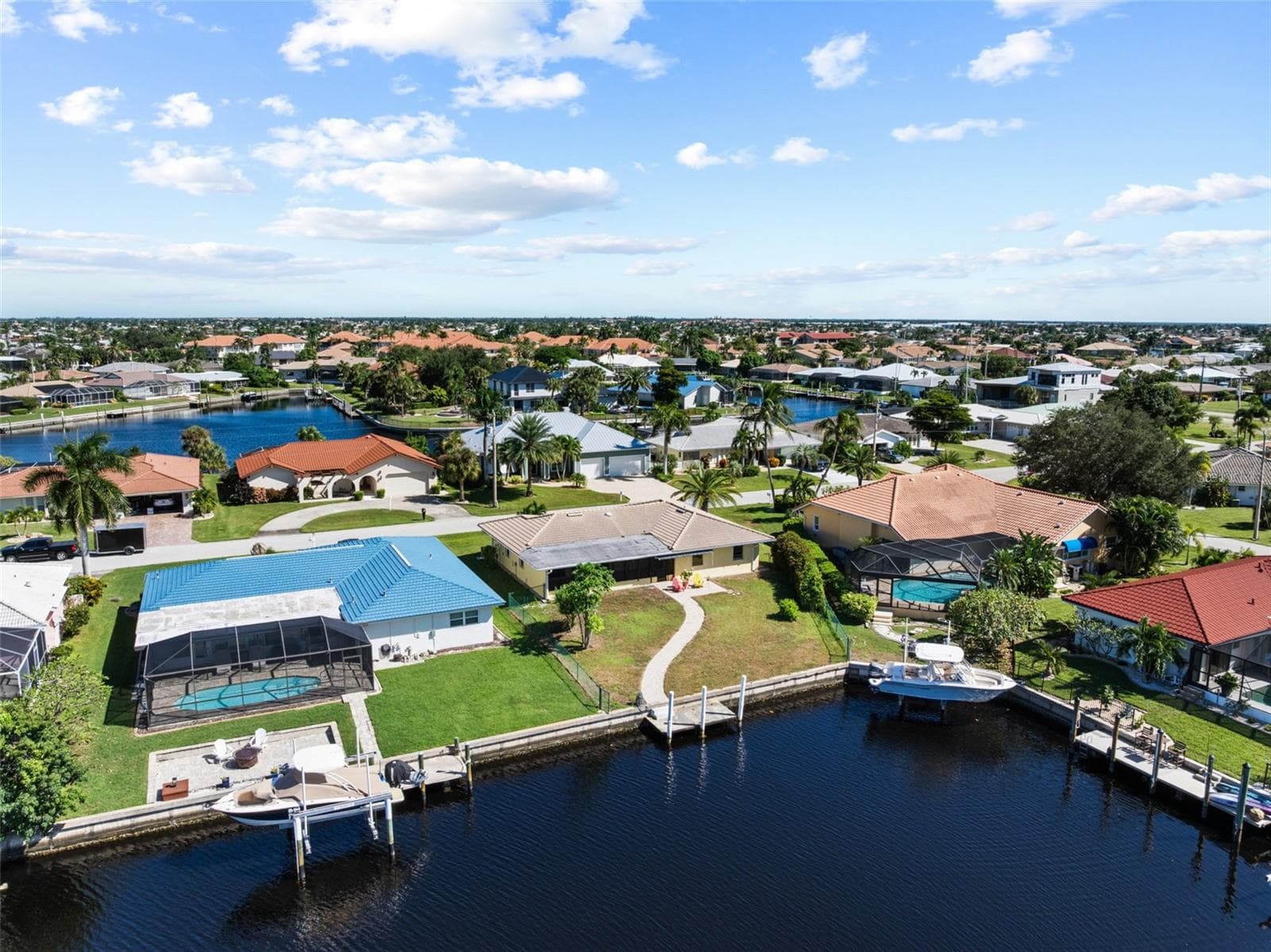 Single Family Residence at 145 BAYSHORE CT, PUNTA GORDA, photo 28 of 38
