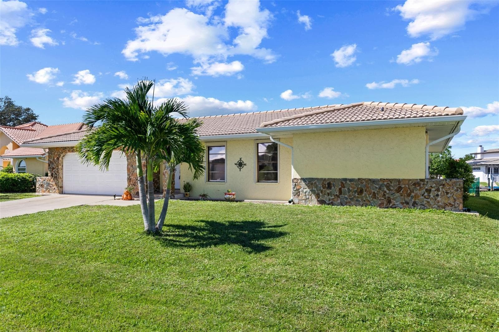 Single Family Residence at 145 BAYSHORE CT, PUNTA GORDA, photo 29 of 38