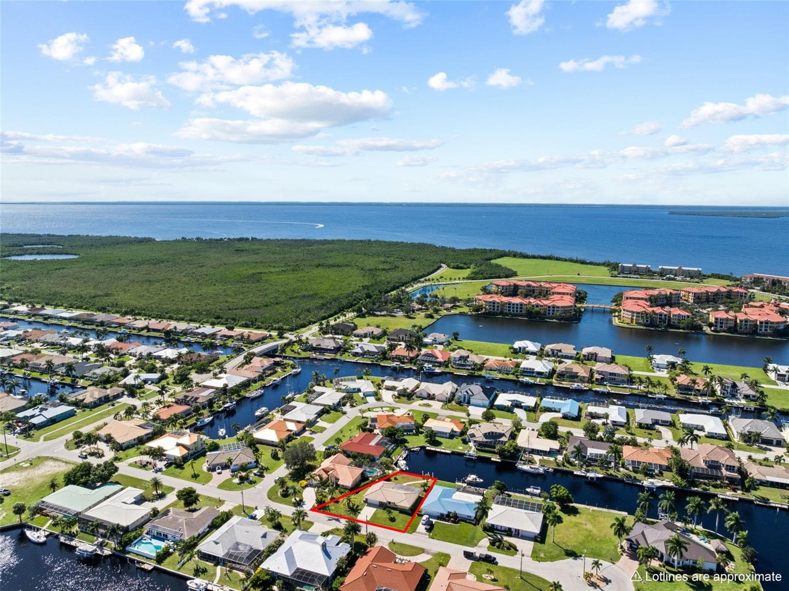Single Family Residence at 145 BAYSHORE CT, PUNTA GORDA, photo 32 of 38