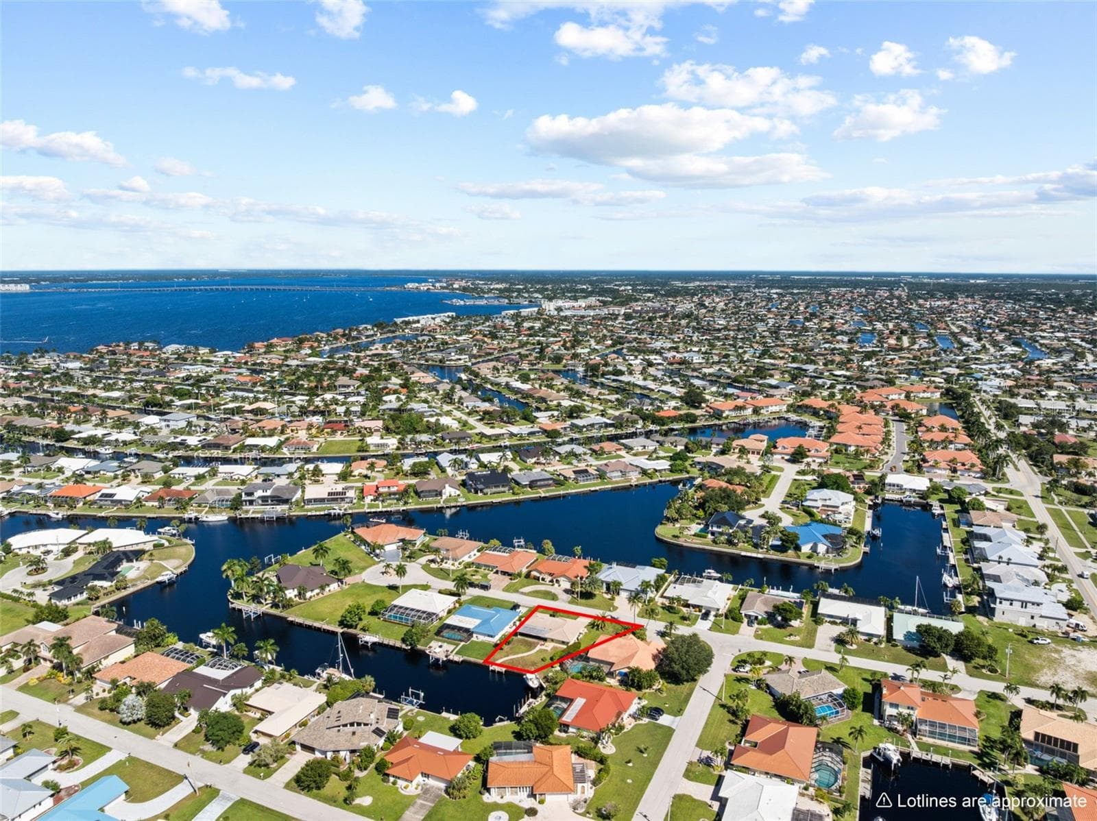 Single Family Residence at 145 BAYSHORE CT, PUNTA GORDA, photo 34 of 38