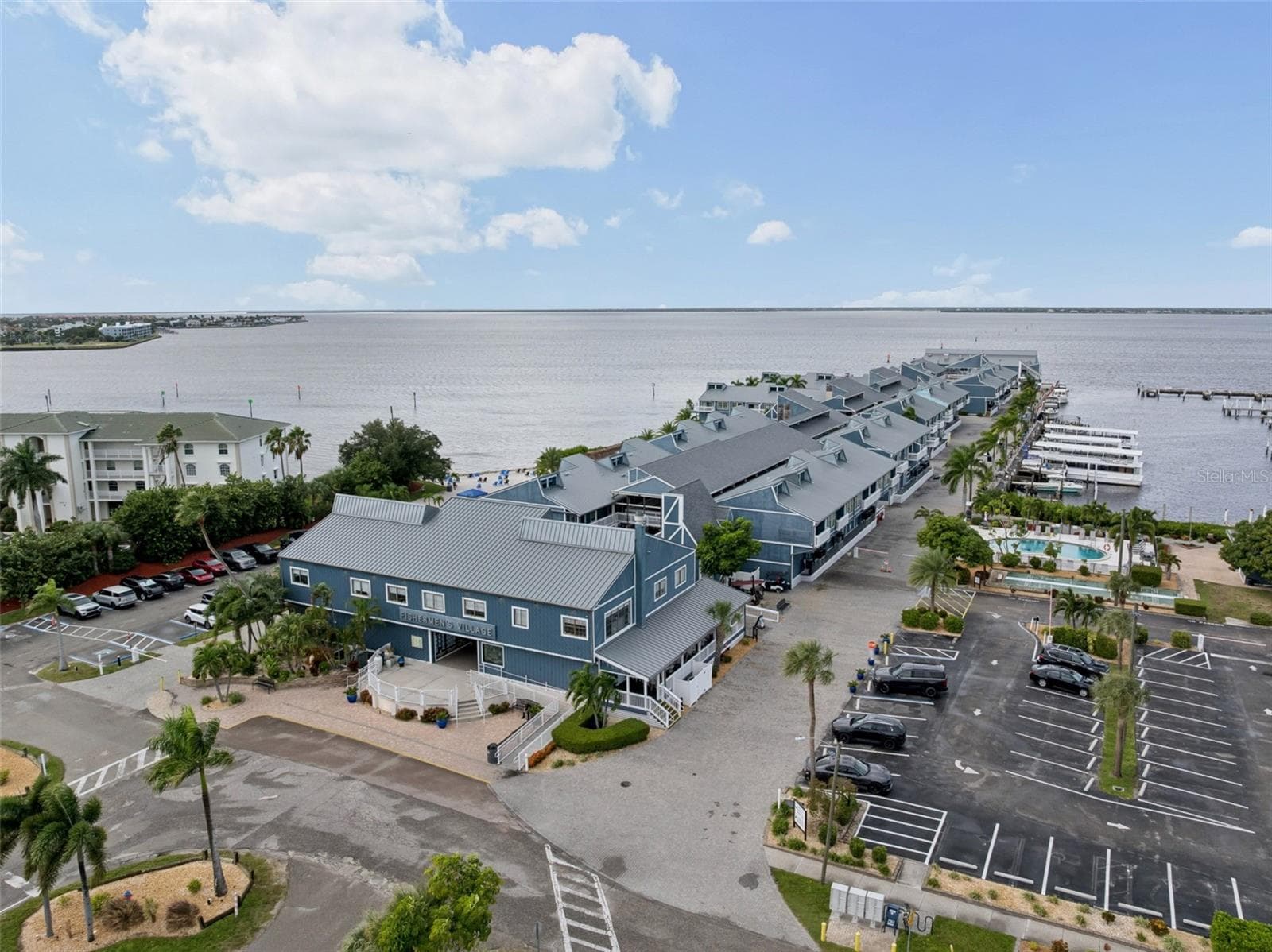 Single Family Residence at 145 BAYSHORE CT, PUNTA GORDA, photo 35 of 38