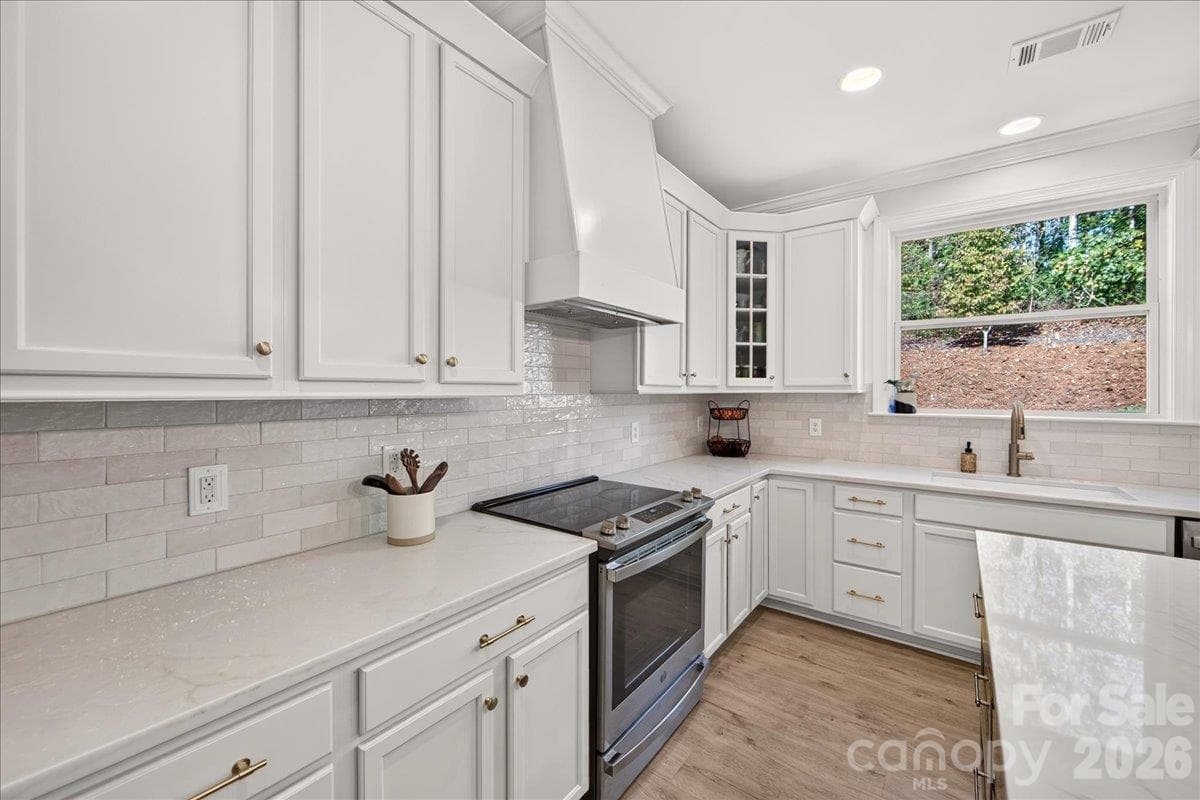 Single Family Residence at 5025 Willing Court, Indian Land, photo 17 of 46