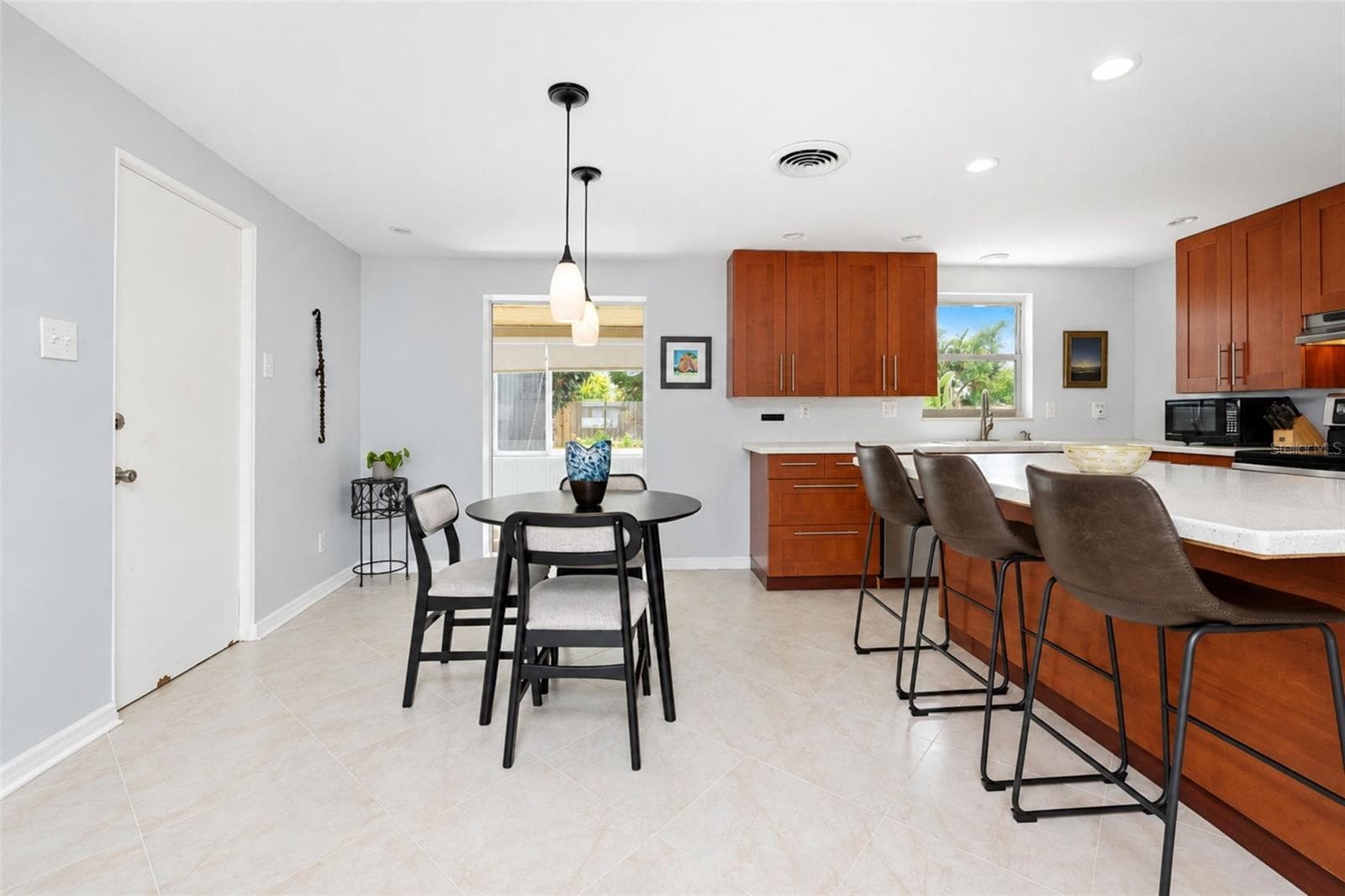 Kitchen & Dining Room - 1545 BARBARA PL, ENGLEWOOD