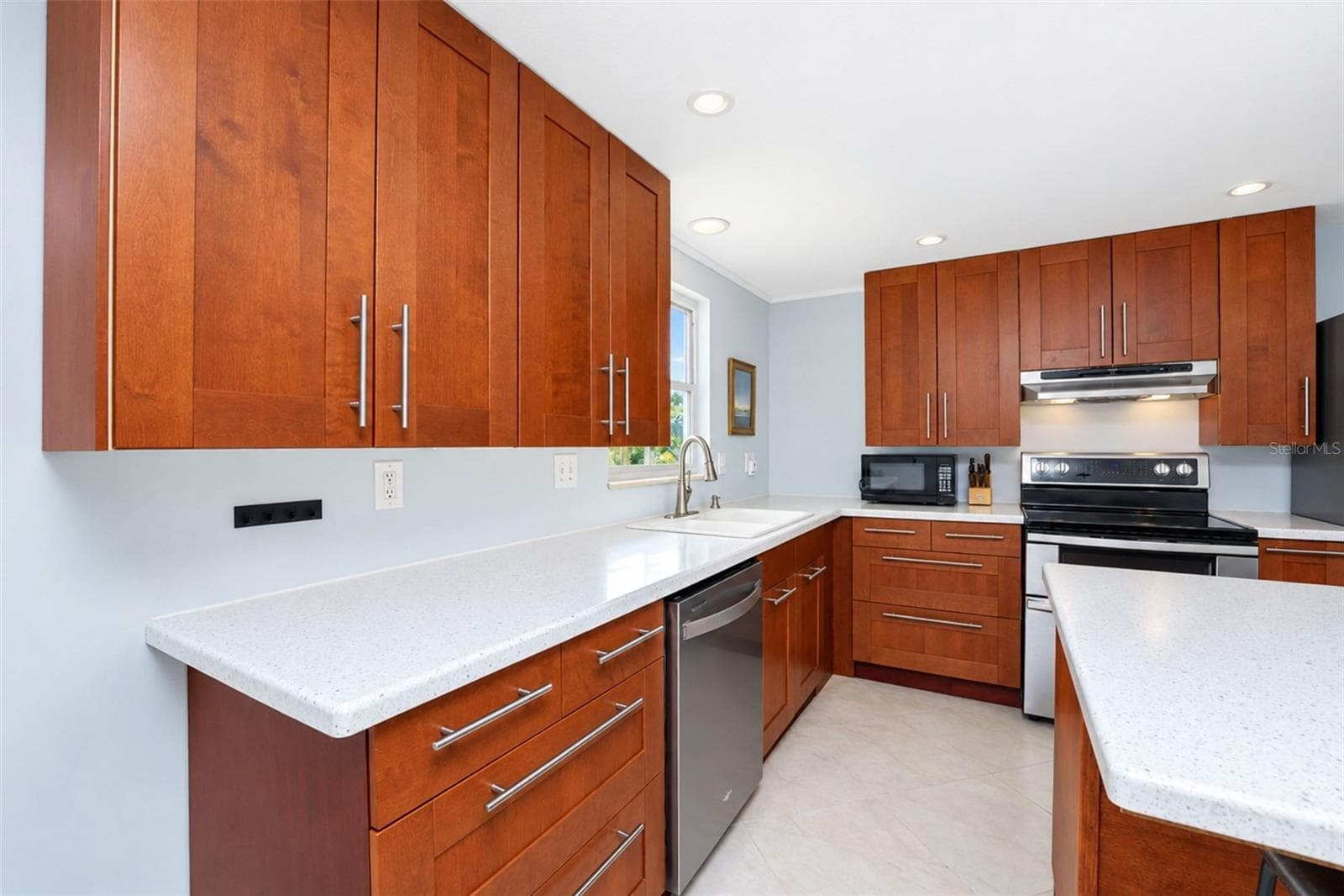 Kitchen - 1545 BARBARA PL, ENGLEWOOD