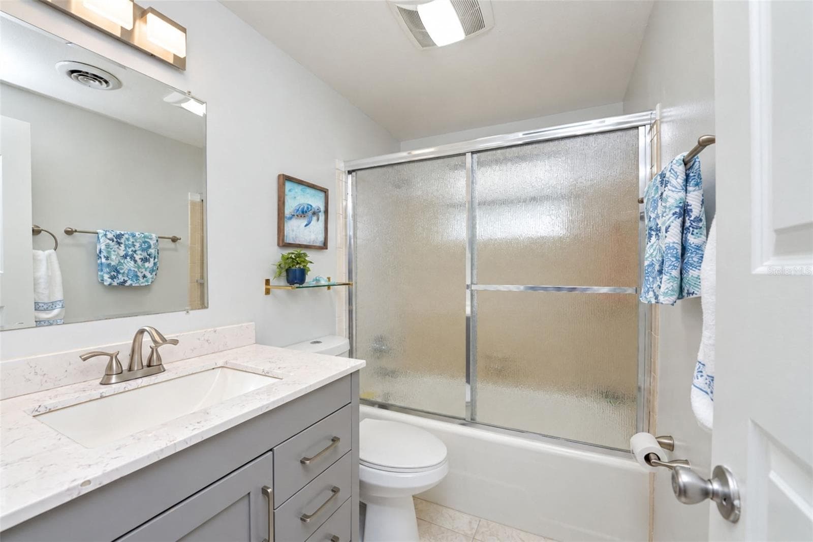 Bathroom - 1545 BARBARA PL, ENGLEWOOD