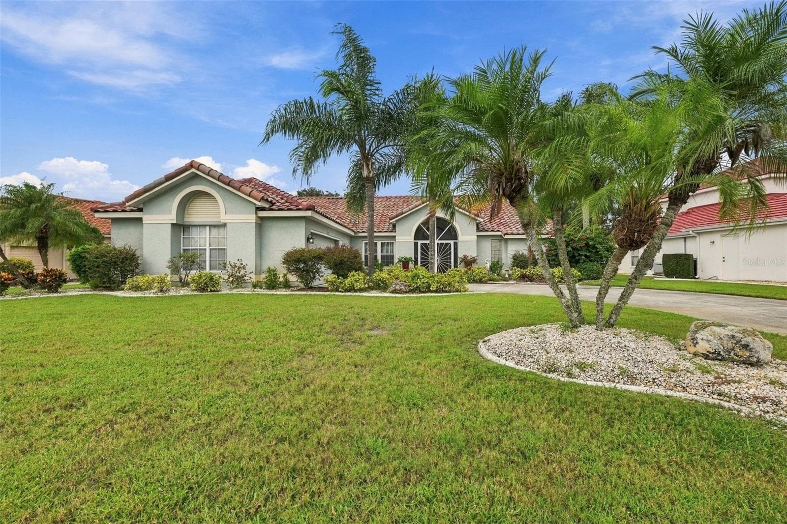 Single Family Residence at 2307 PLATINUM DR, SUN CITY CENTER, photo 3 of 47