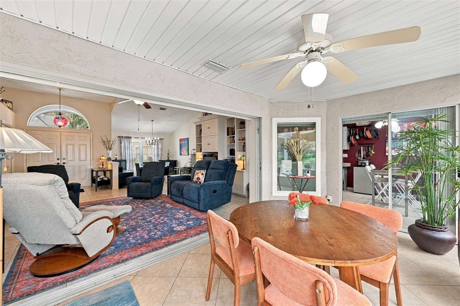 Single Family Residence at 2307 PLATINUM DR, SUN CITY CENTER, photo 16 of 47