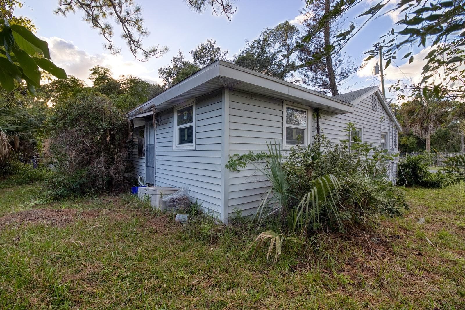 Single Family Residence at 240 WASHINGTON PL, ORMOND BEACH, photo 6 of 25