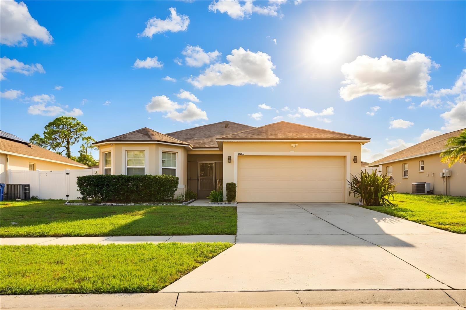 1085 BRENTON MANOR DR