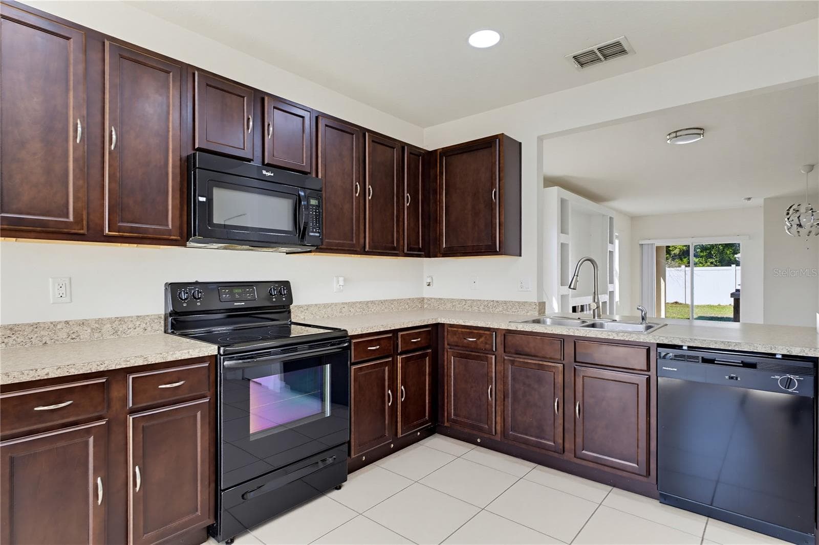 Kitchen - 1085 BRENTON MANOR DR, WINTER HAVEN