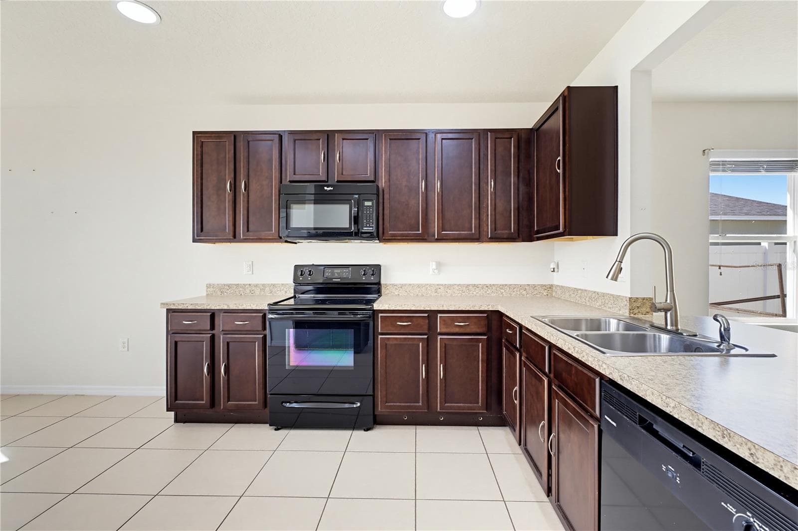 Kitchen - 1085 BRENTON MANOR DR, WINTER HAVEN