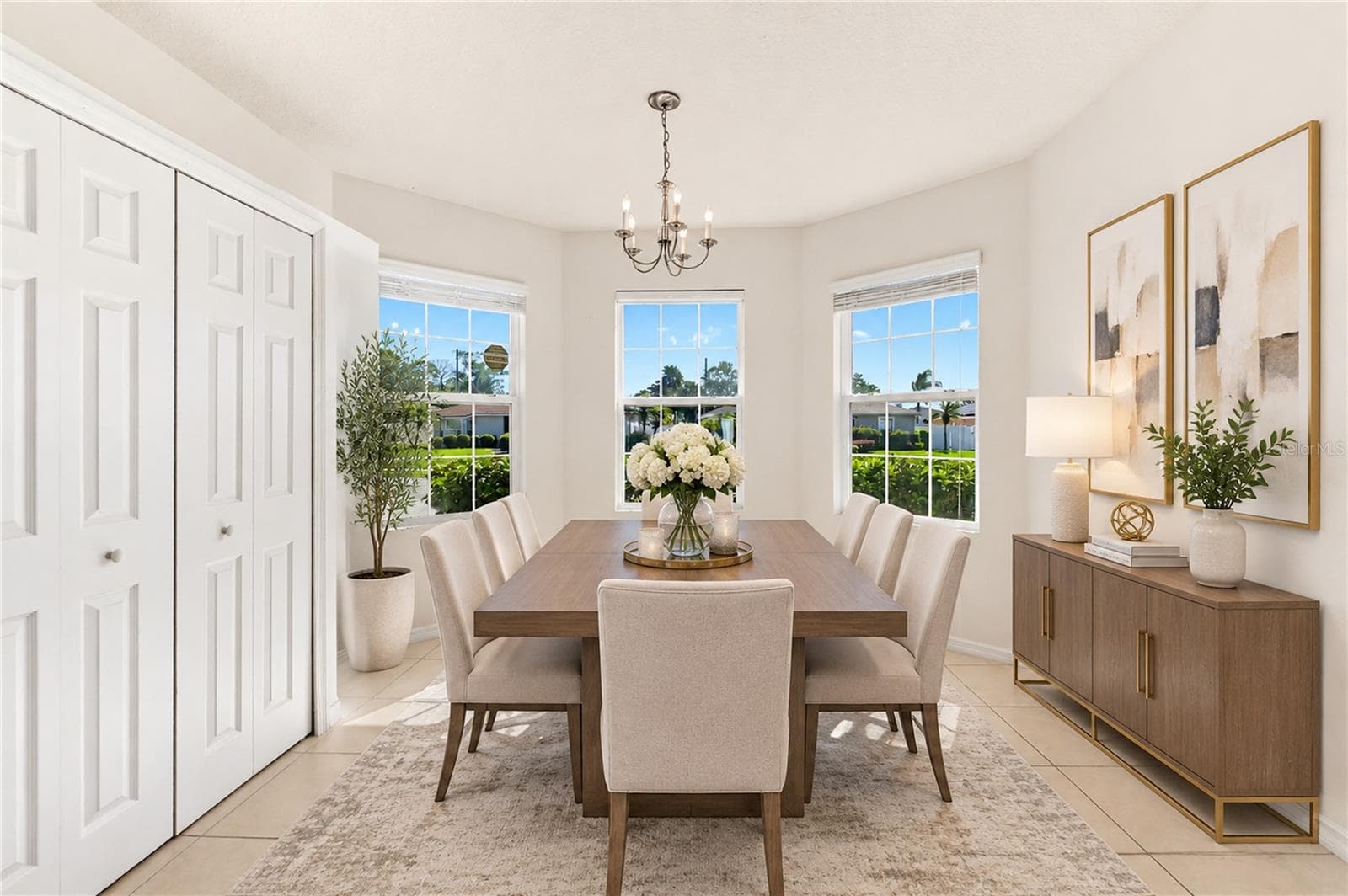 Virtual Staged Dining Room - 1085 BRENTON MANOR DR, WINTER HAVEN