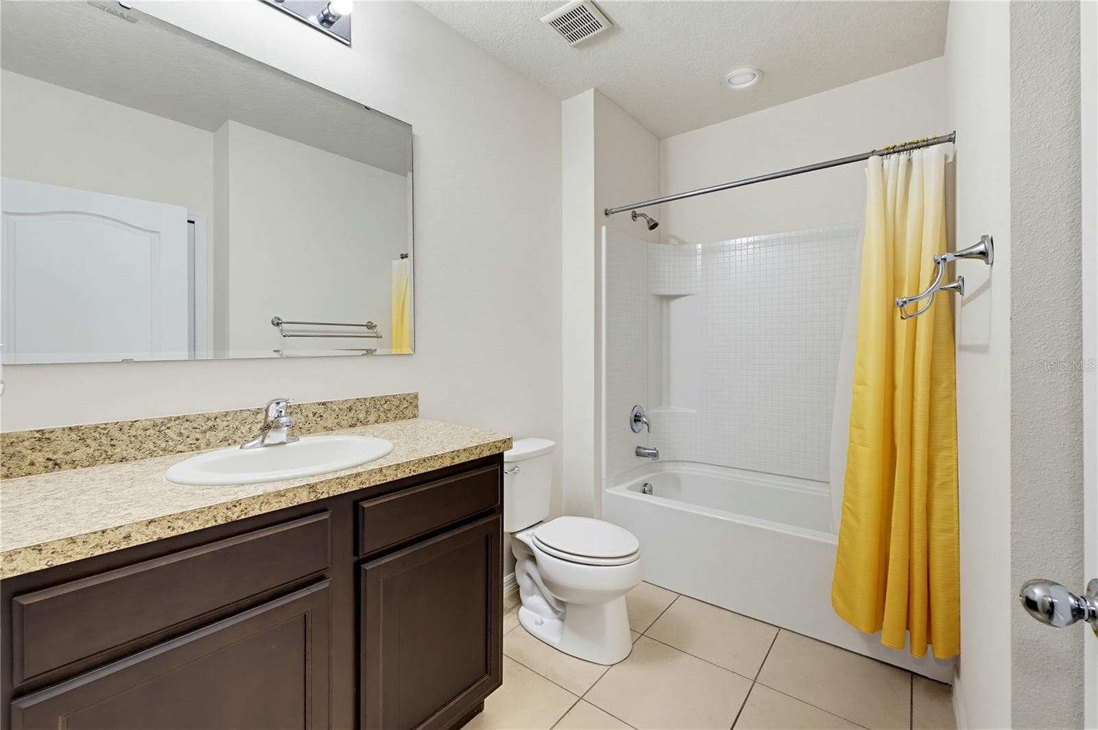 Bathroom 2 - 1085 BRENTON MANOR DR, WINTER HAVEN
