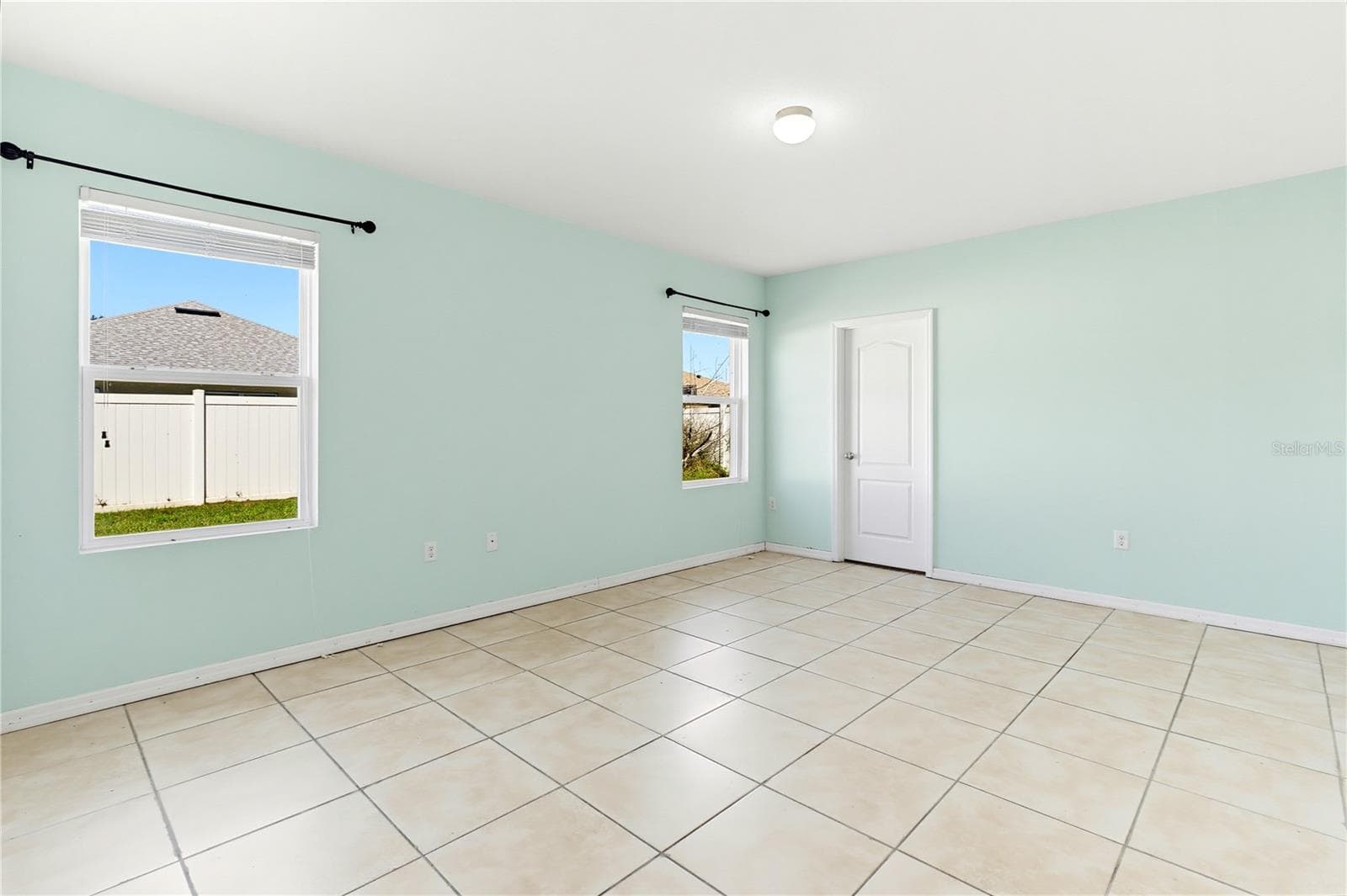Primary Bedroom - 1085 BRENTON MANOR DR, WINTER HAVEN