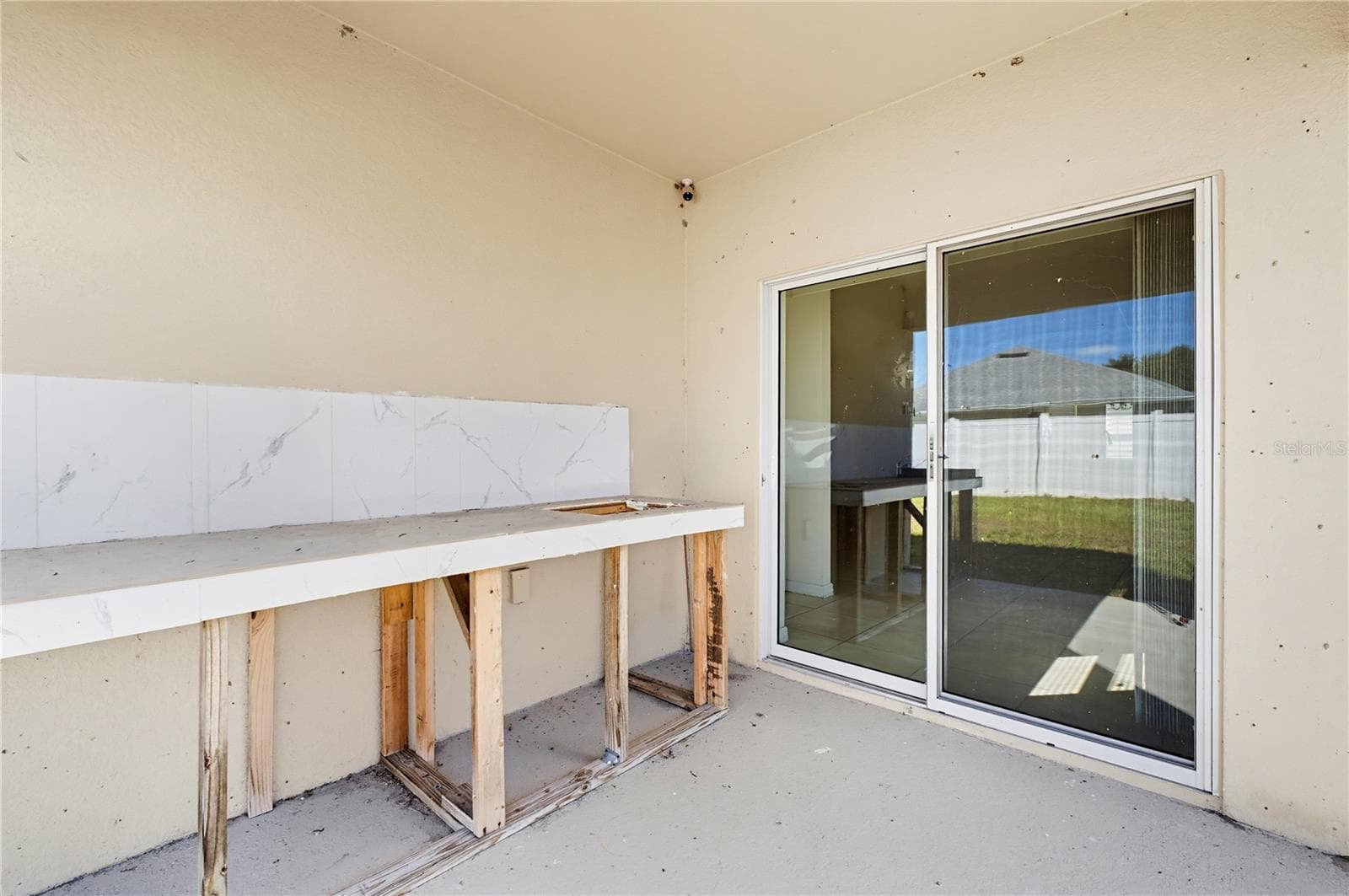Rear Porch - 1085 BRENTON MANOR DR, WINTER HAVEN
