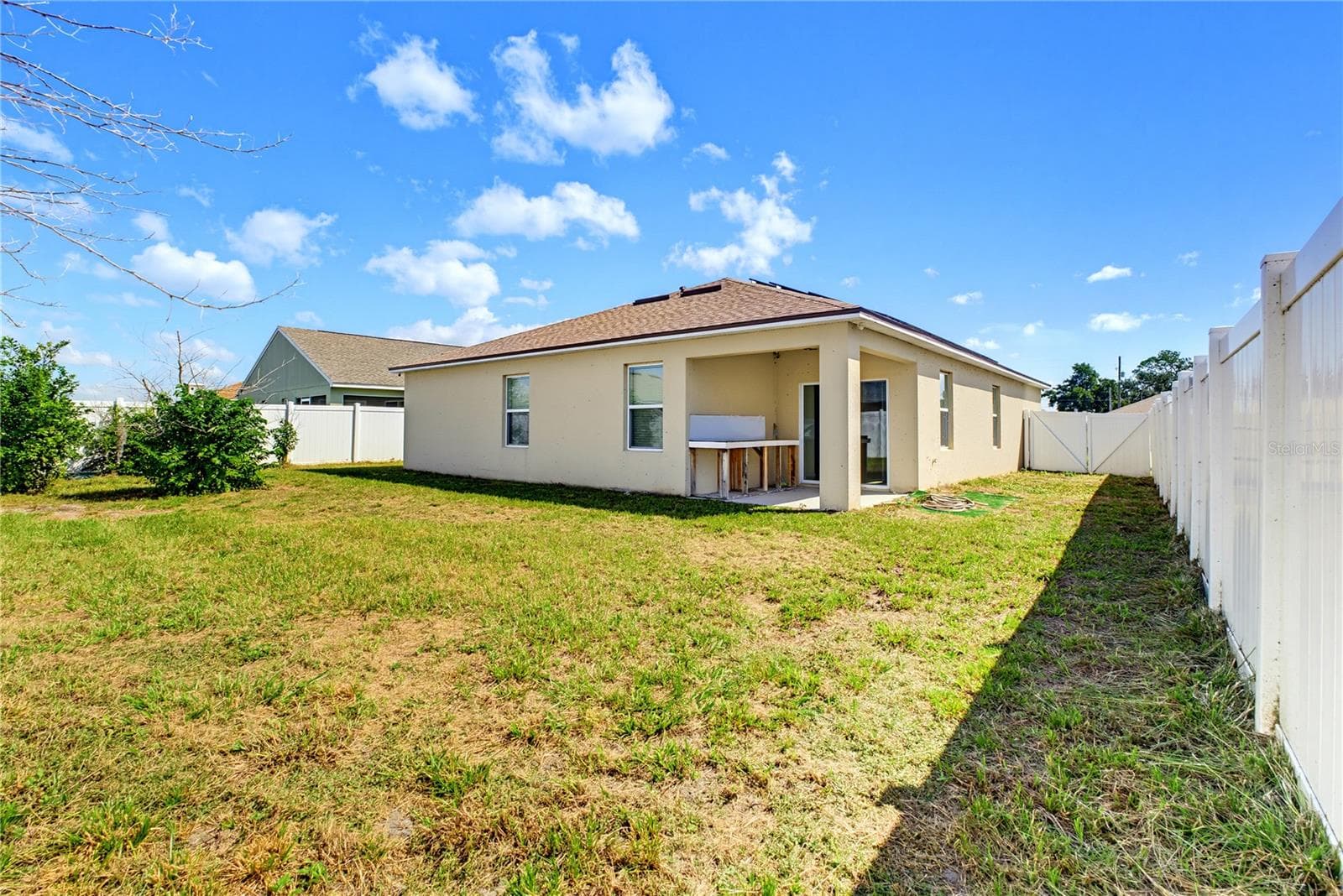 Single Family Residence at 1085 BRENTON MANOR DR, WINTER HAVEN, photo 34 of 40