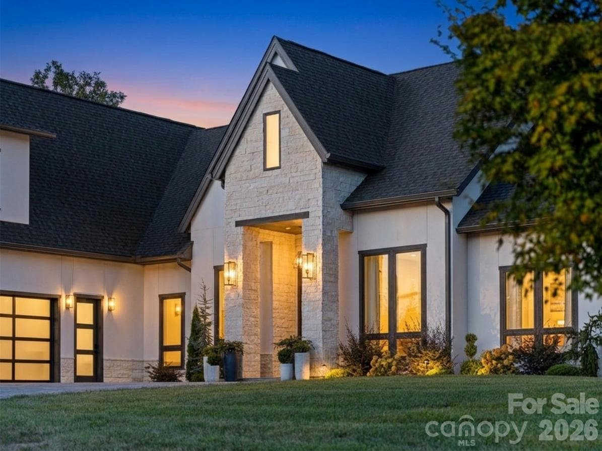 Single Family Residence at 323 Chukar Way, Fletcher, photo 5 of 48