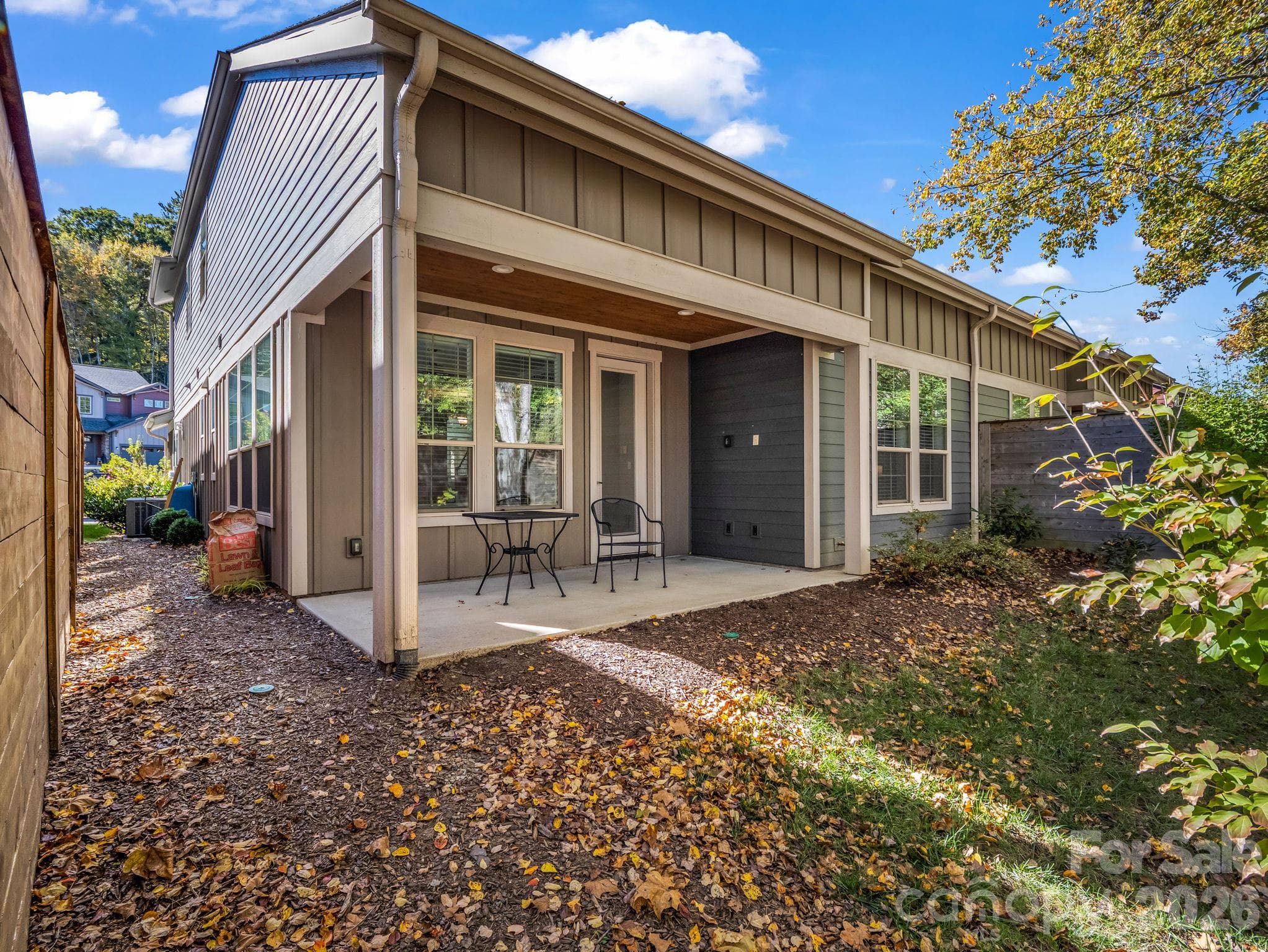 Townhouse at 534 Sweet Birch Park Lane, Black Mountain, photo 5 of 48