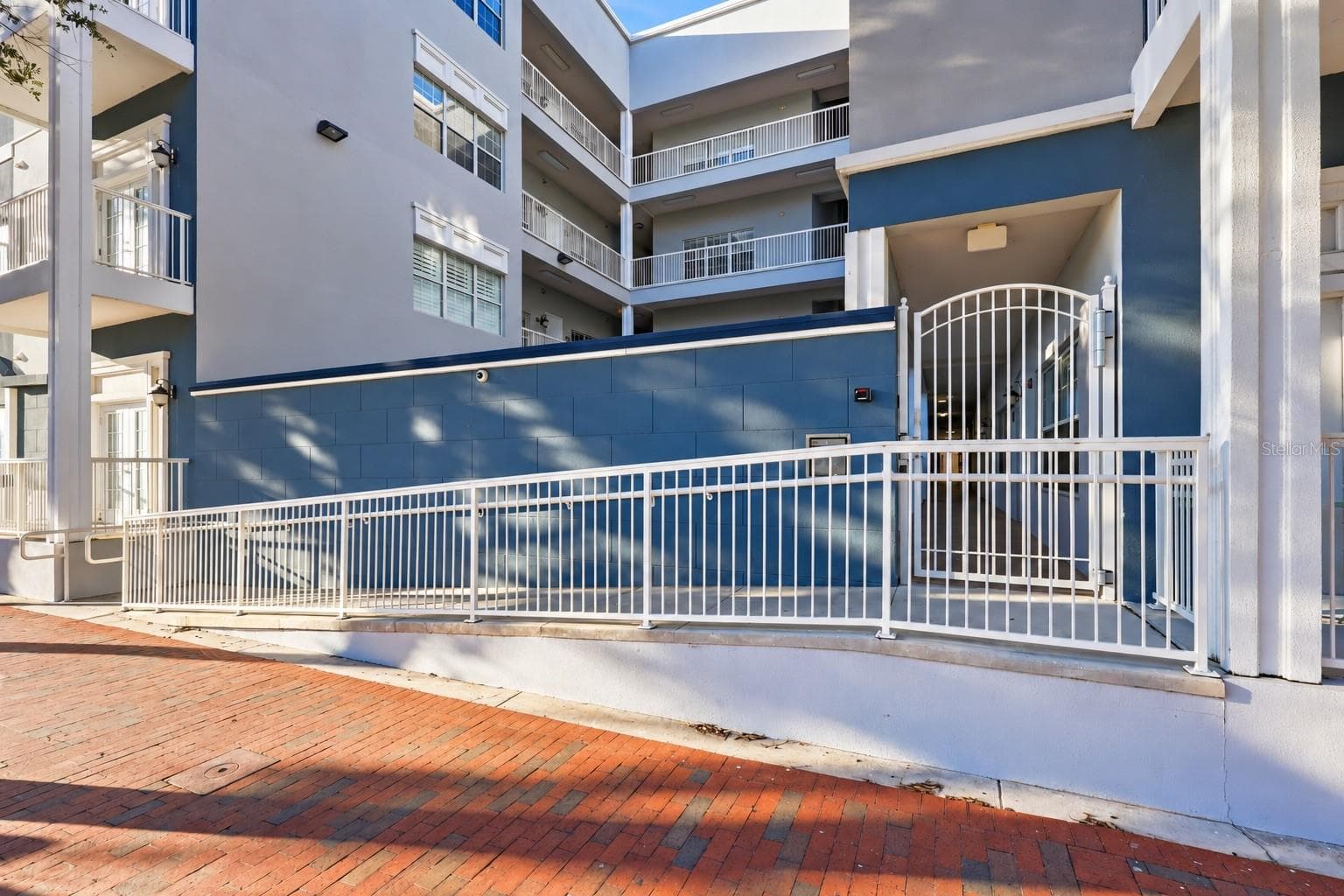Condominium at 230 SW 2ND AVE #404, GAINESVILLE, photo 25 of 33