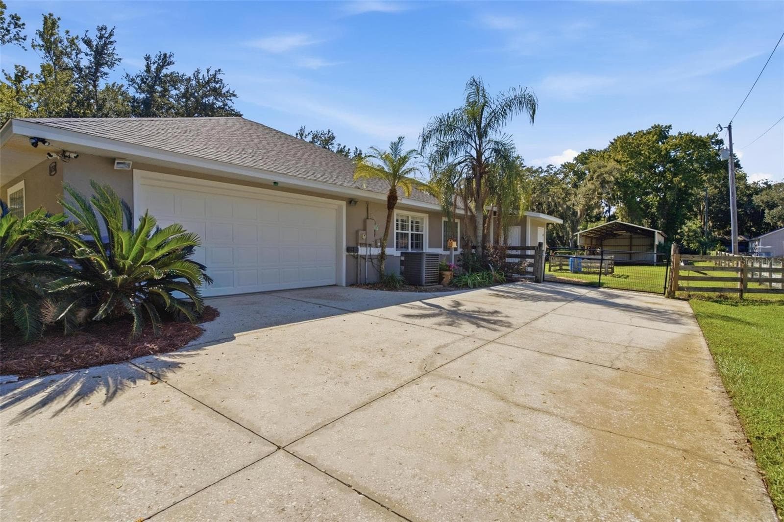 Single Family Residence at 6750 TUSCAWILLA DR, LEESBURG, photo 5 of 63
