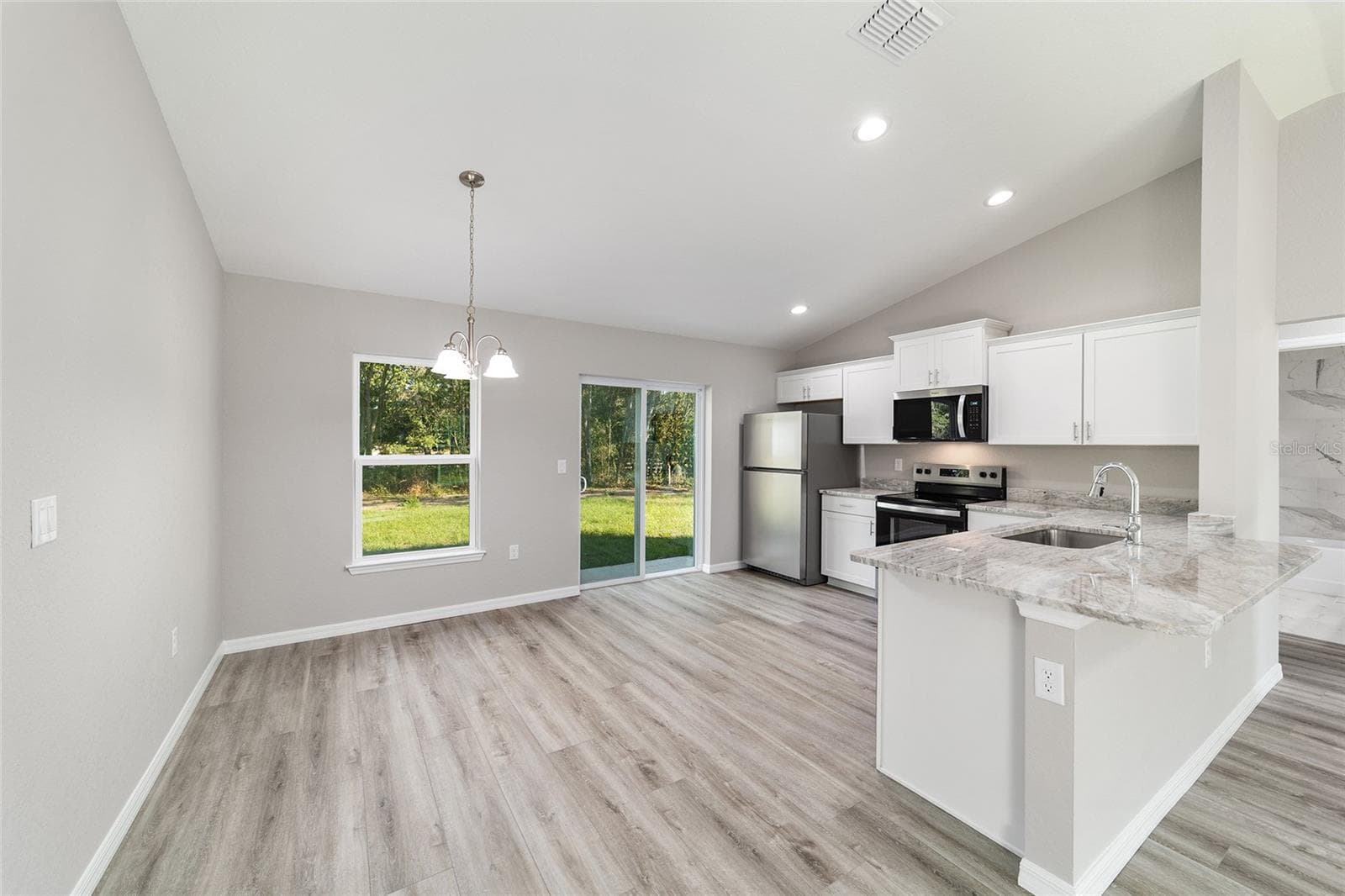 Single Family Residence at 13774 SW 108TH LN, DUNNELLON, photo 15 of 33