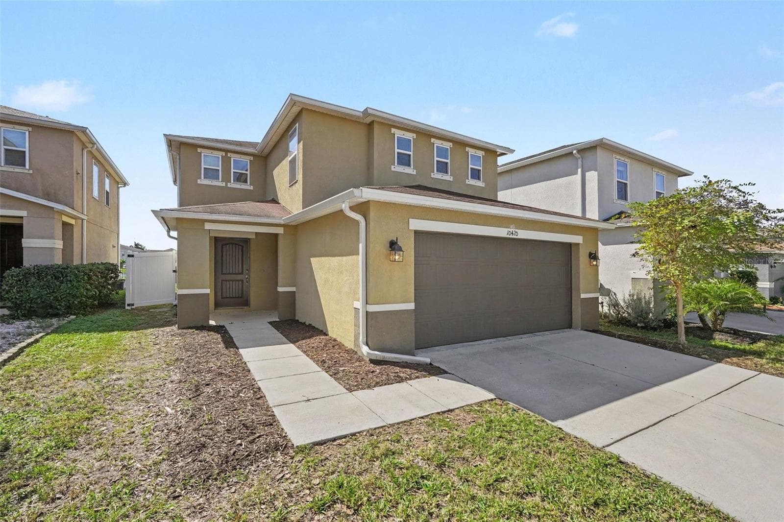 10420 LAGUNA PLAINS DR