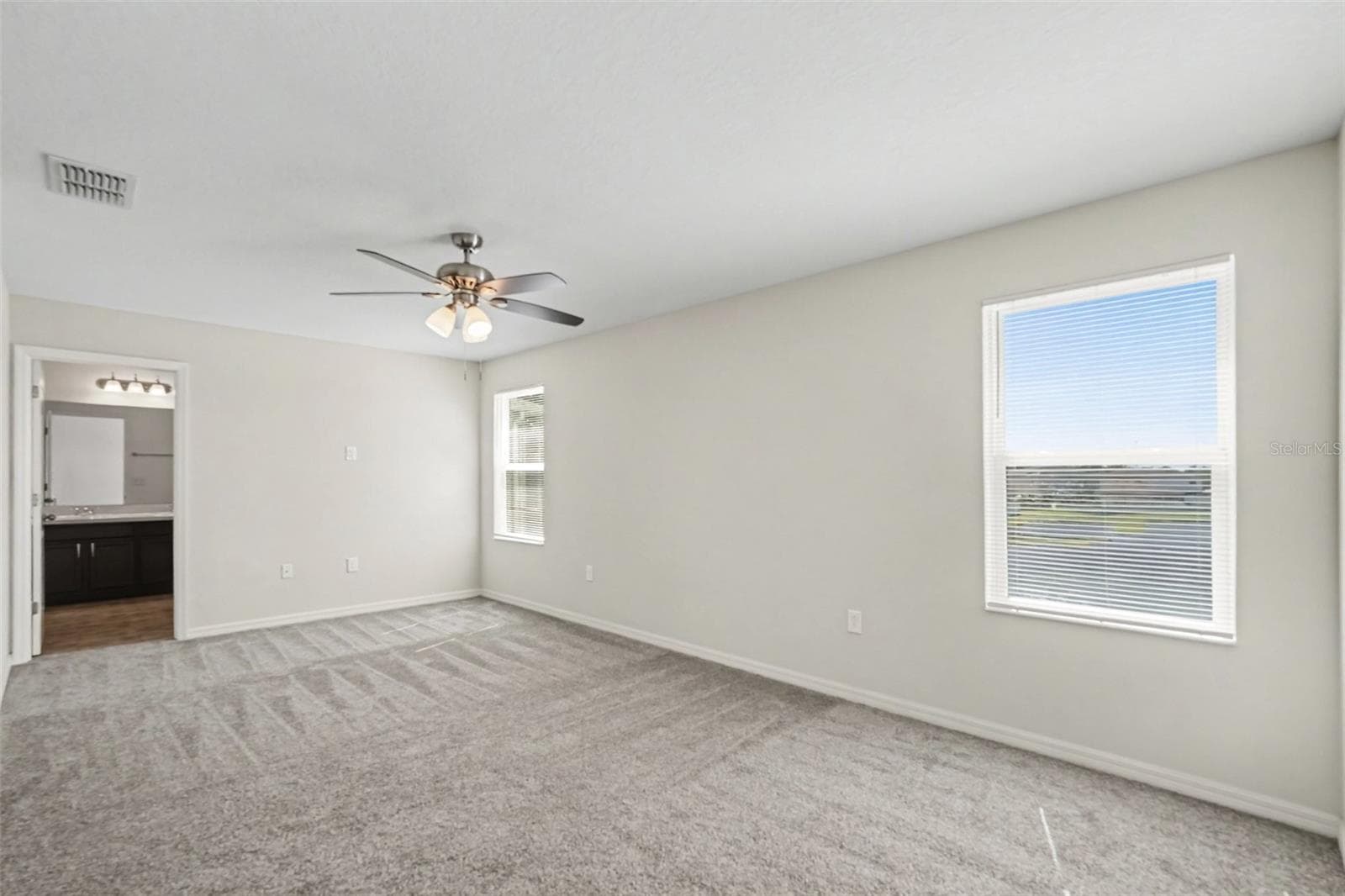 Single Family Residence at 10420 LAGUNA PLAINS DR, RIVERVIEW, photo 10 of 15