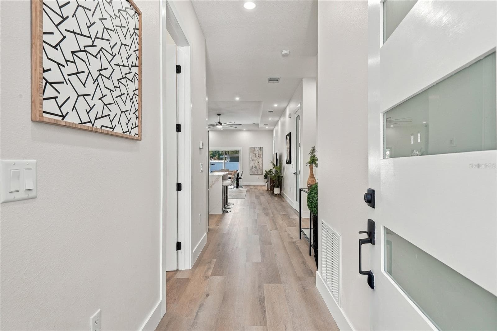 Single Family Residence at 1117 15TH AVE NW, LARGO, photo 4 of 36