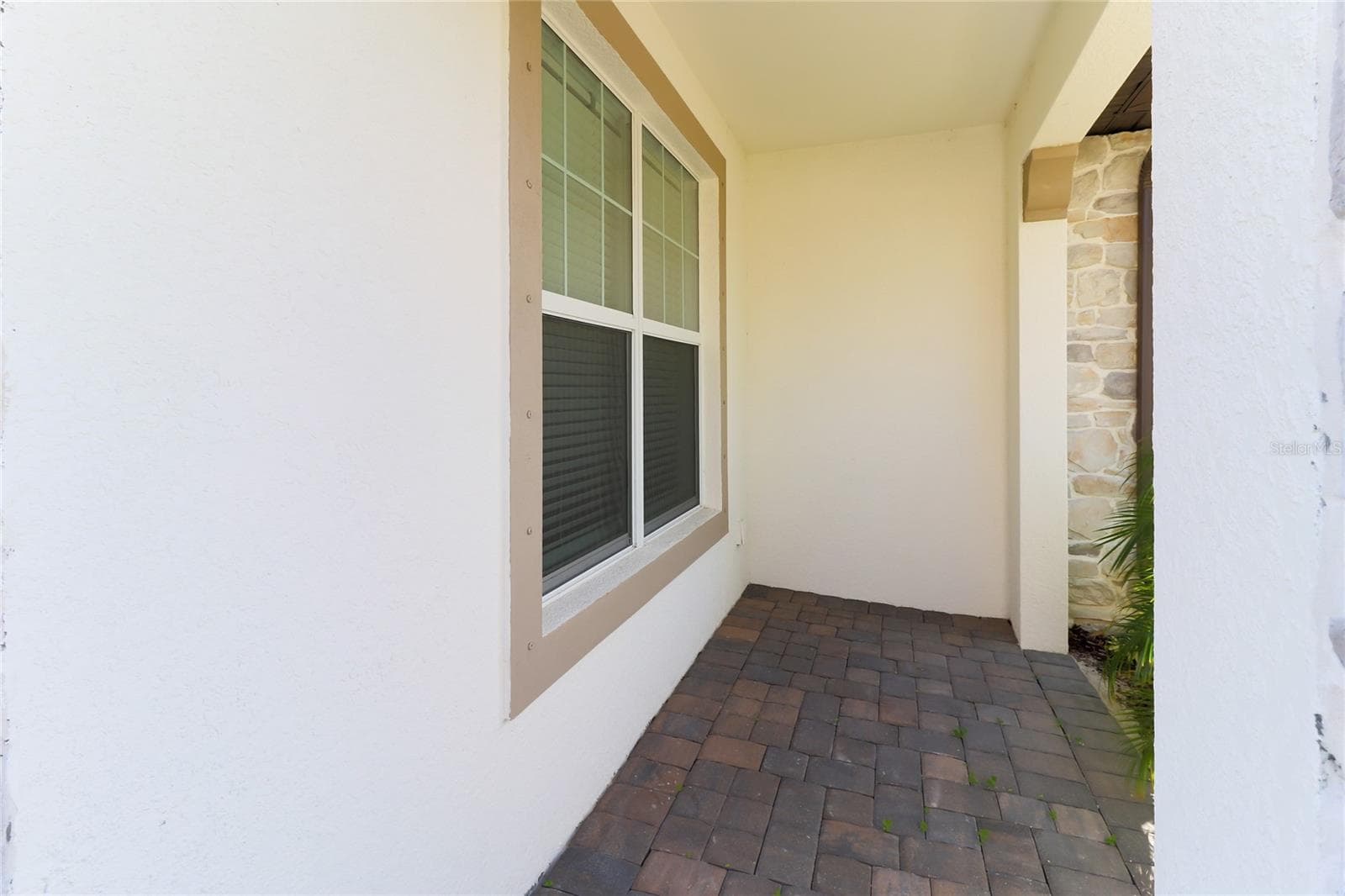 Front Porch - 2501 AVOLET CT, LAKEWOOD RANCH
