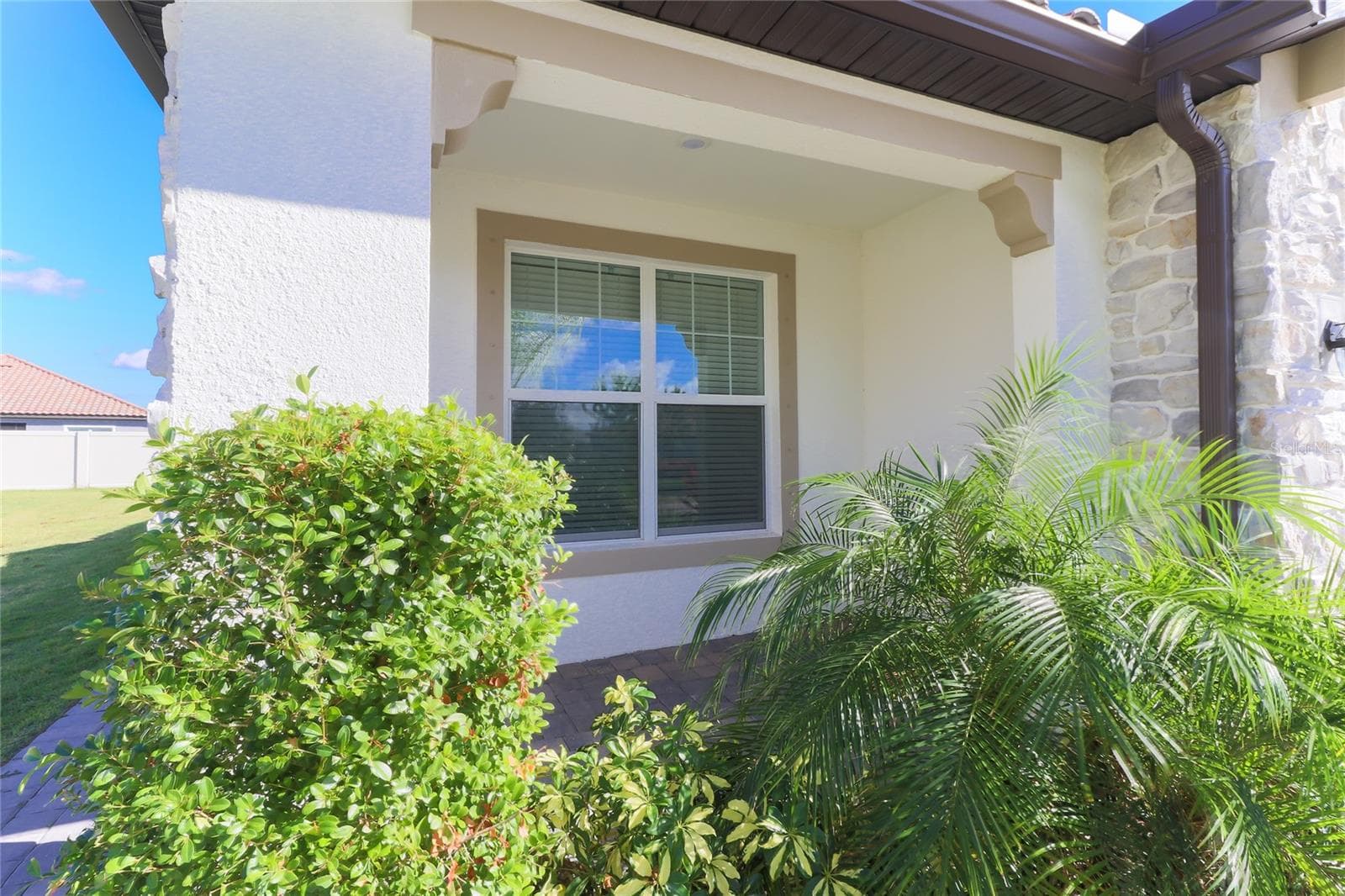 Frontview - 2501 AVOLET CT, LAKEWOOD RANCH