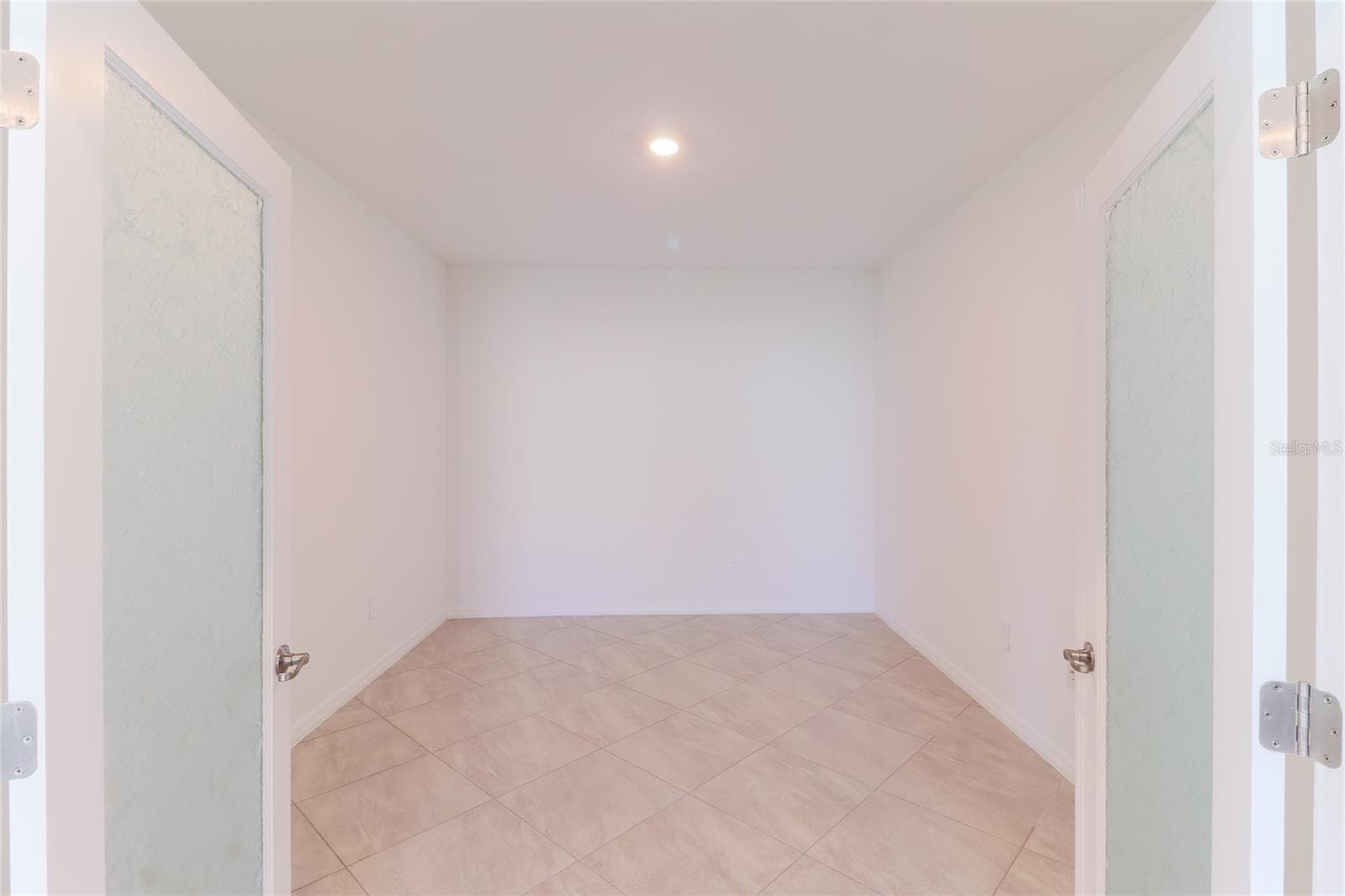 Study/den - 2501 AVOLET CT, LAKEWOOD RANCH
