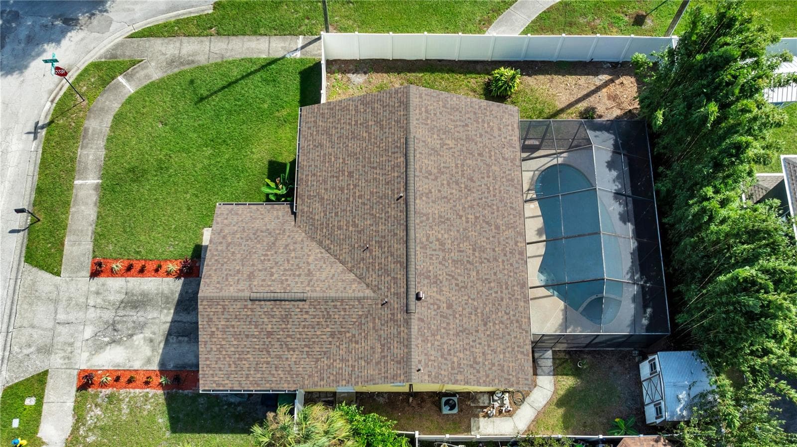 Spacious bright home, move-in ready - 9602 HIDDEN OAKS CIR, TAMPA