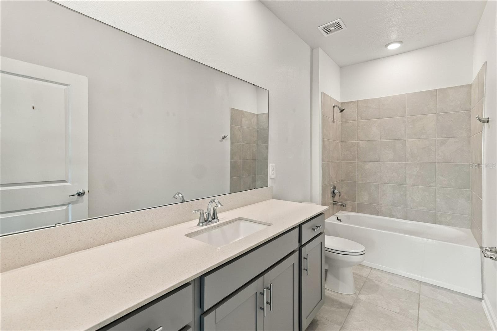 Upstair Bathroom - 6459 PINE FORK ALY, ST CLOUD