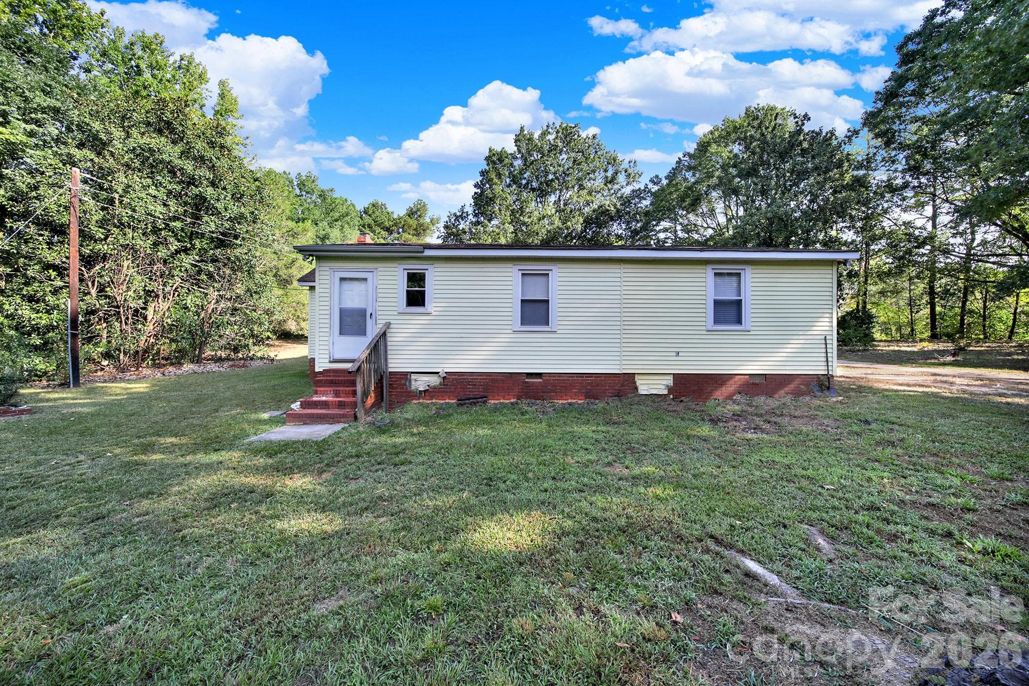 Single Family Residence at 4536 Tabernacle Road, Lancaster, photo 12 of 18