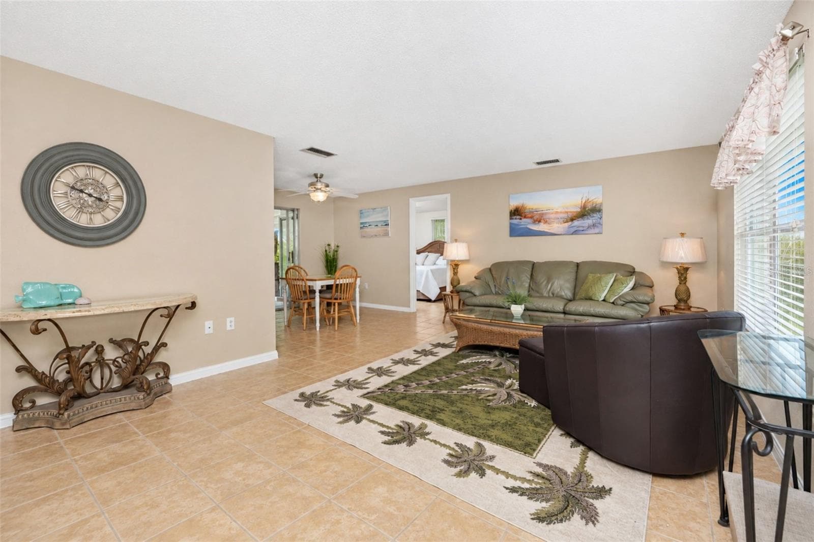 Living Room - 21 OAKWOOD DR N #21, ENGLEWOOD