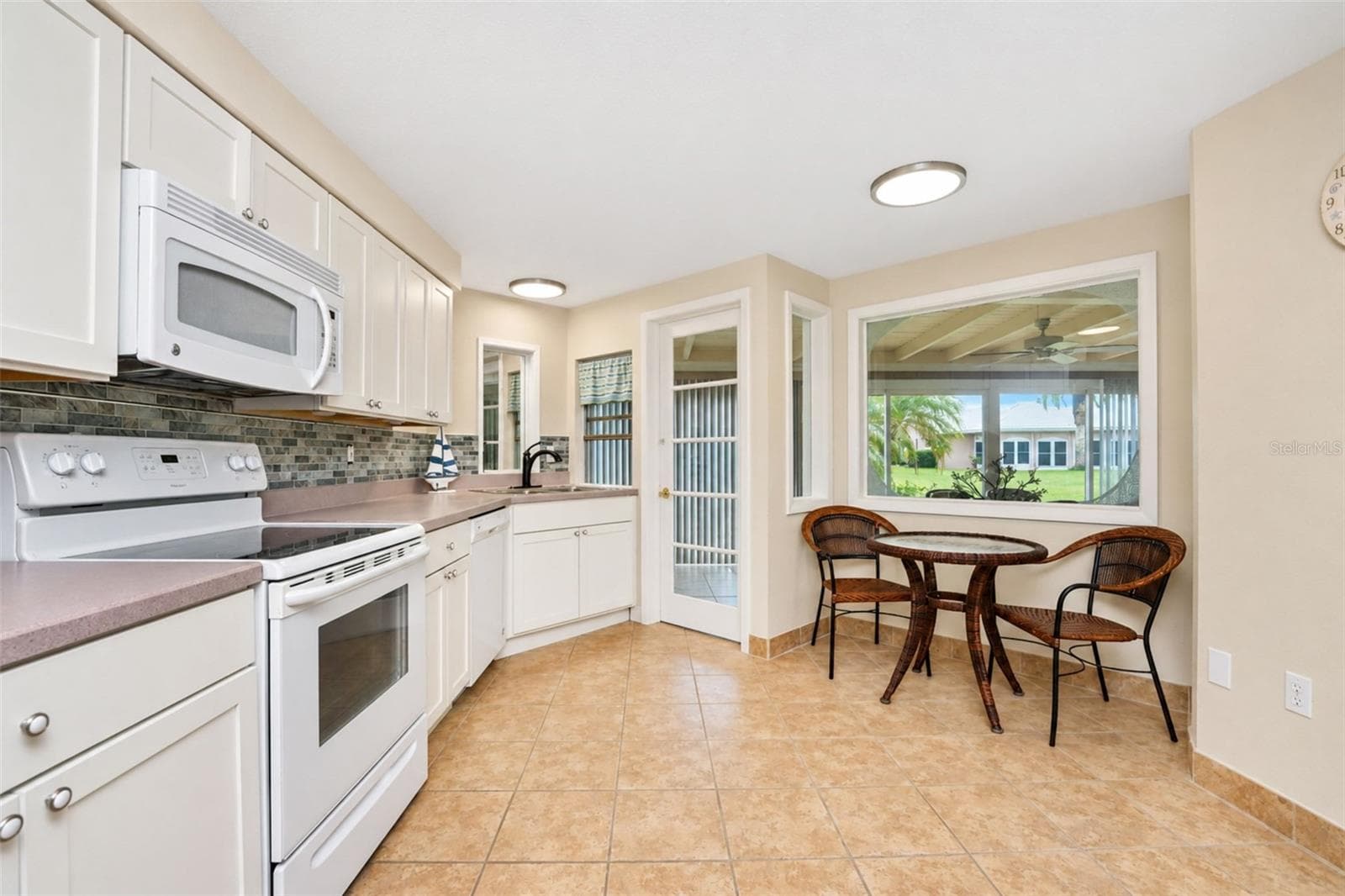 Kitchen - 21 OAKWOOD DR N #21, ENGLEWOOD